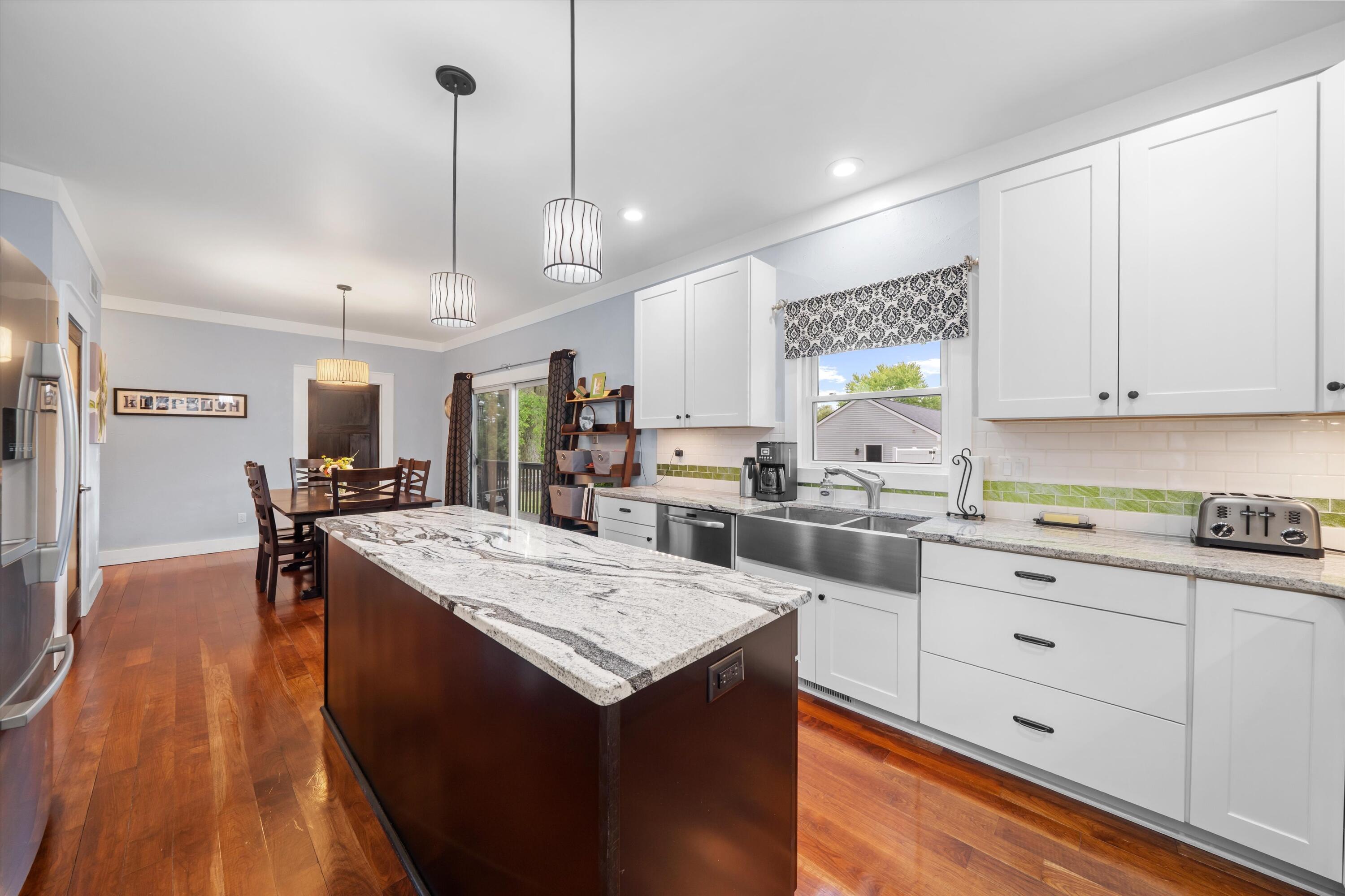 5580 Textile Road
