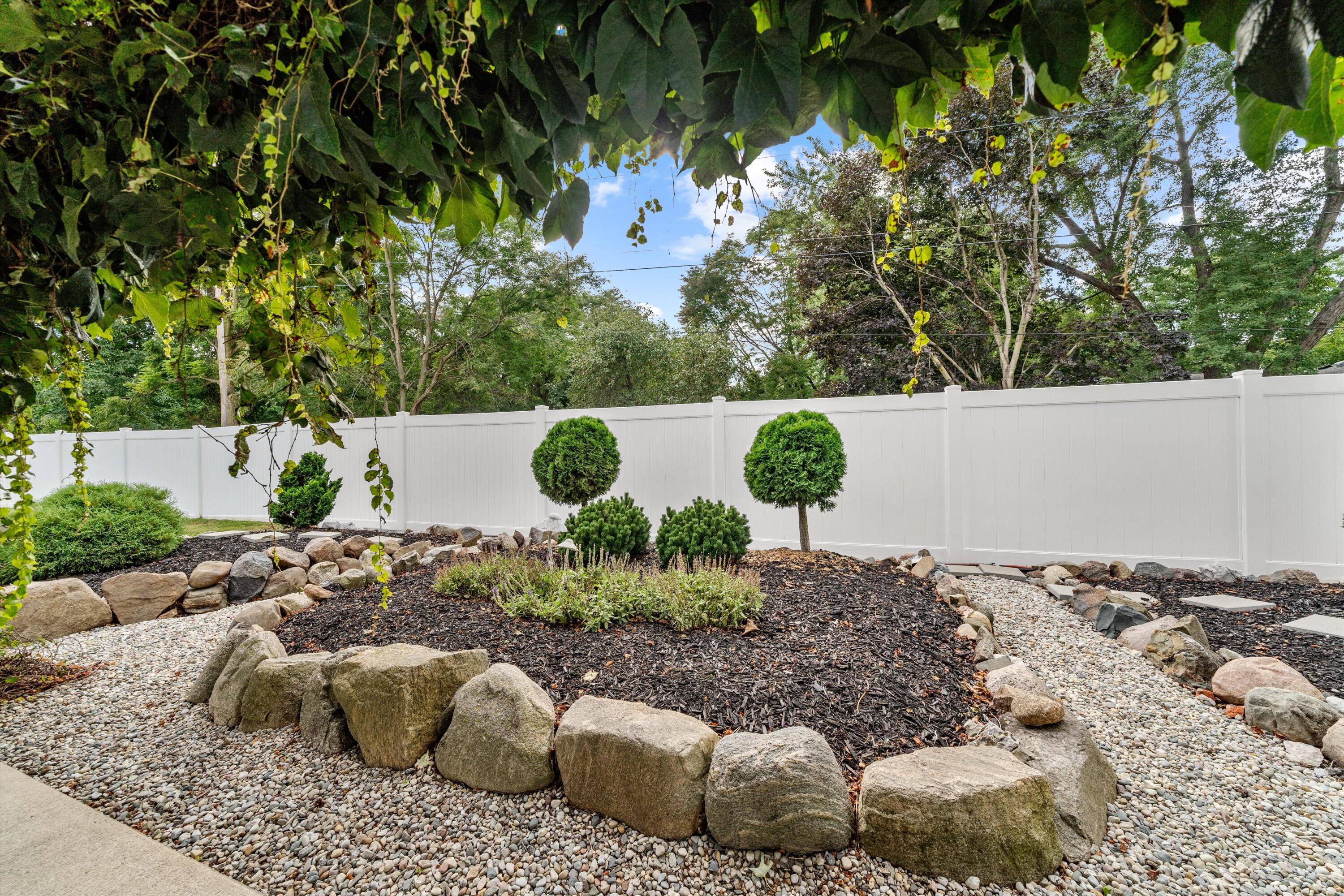 5580 Textile Road