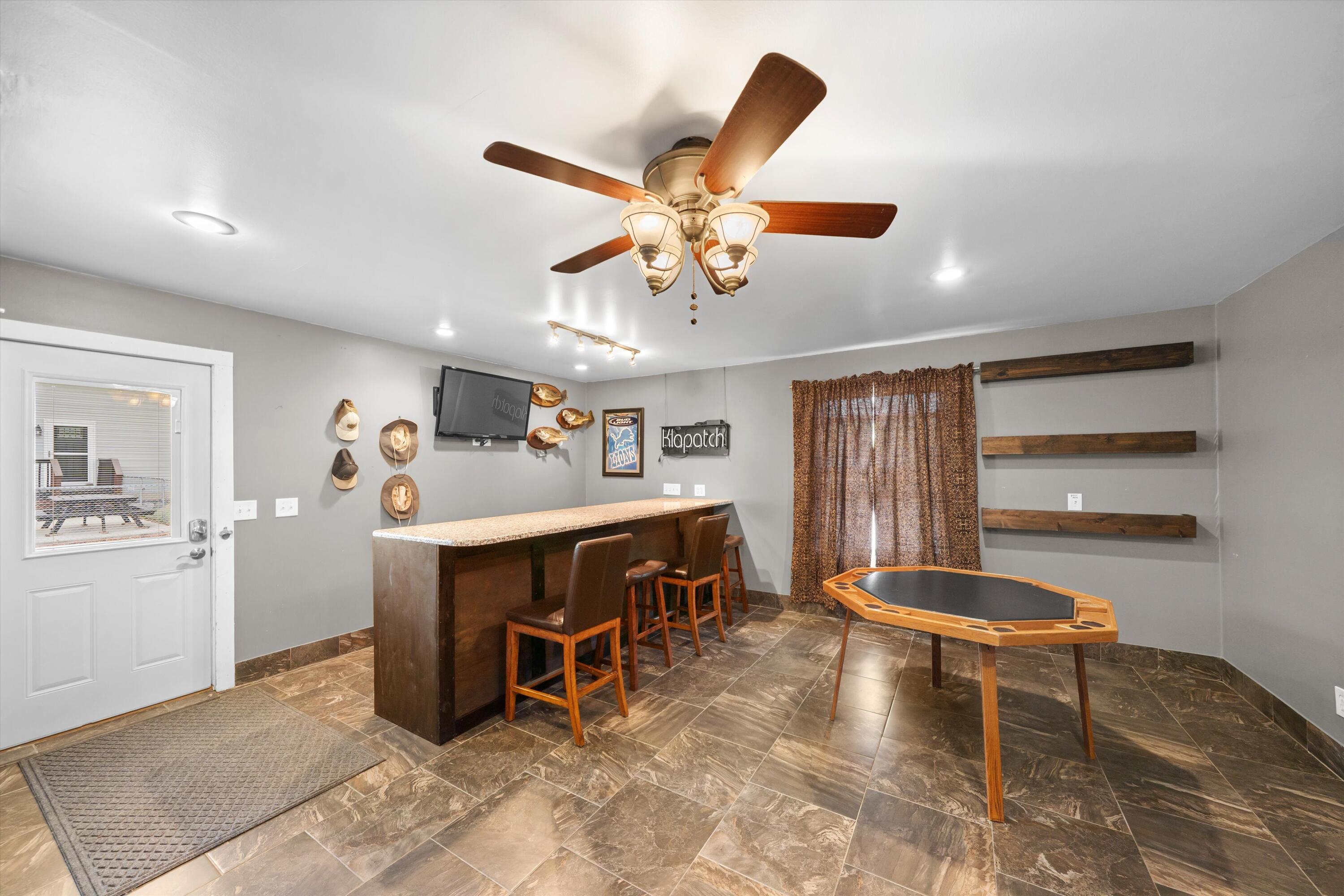 5580 Textile Road