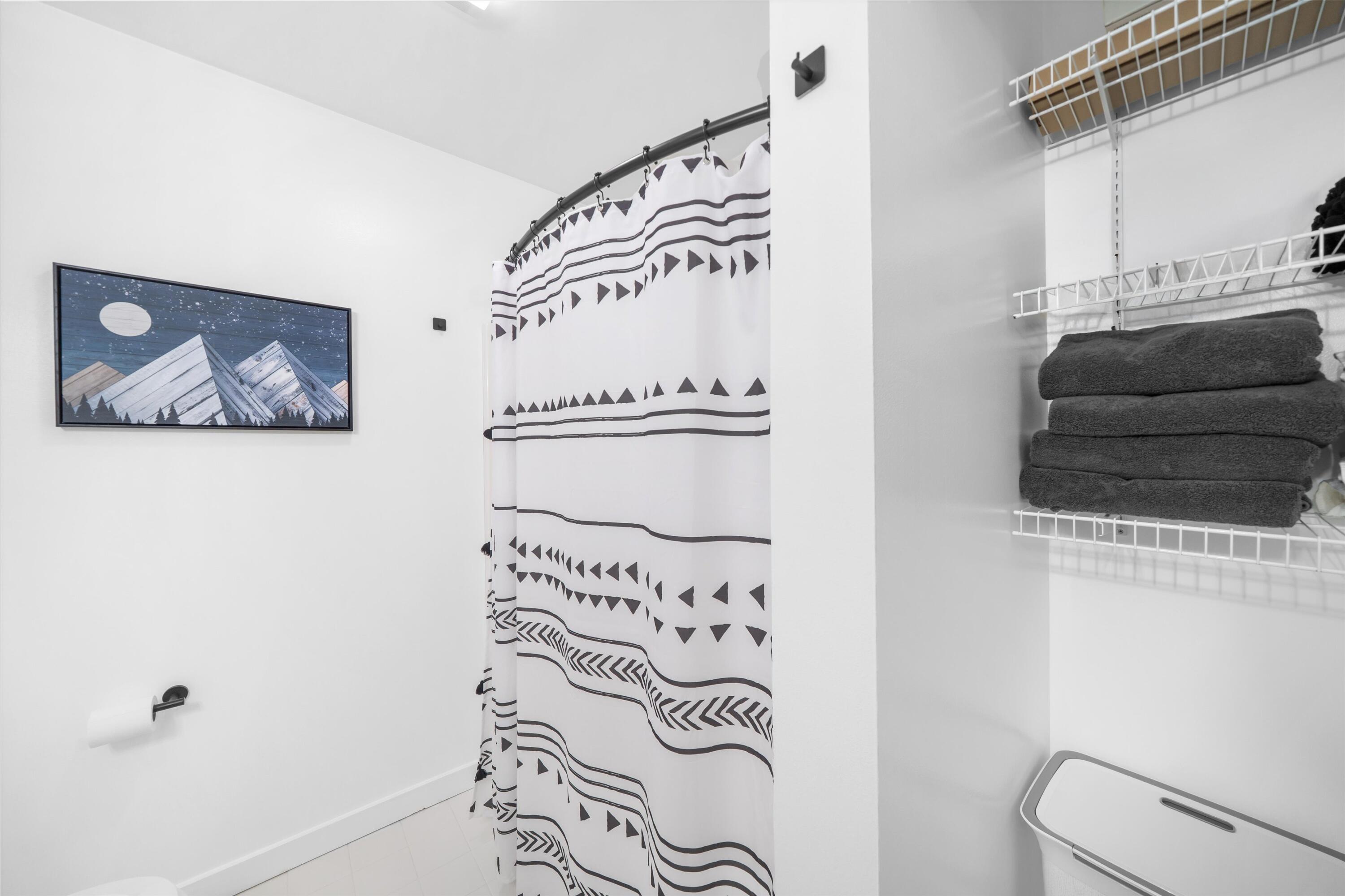 5580 Textile Road