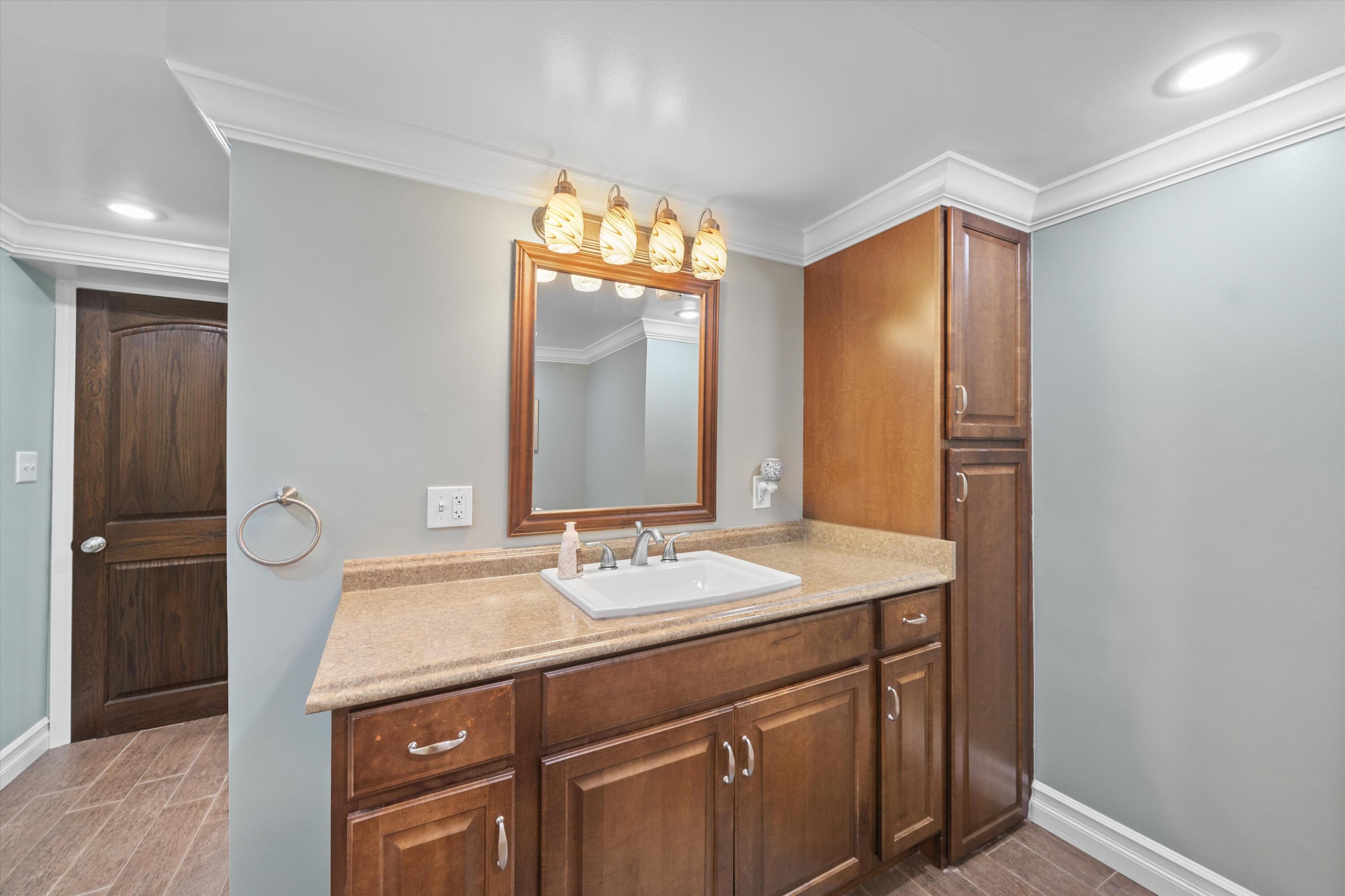 5580 Textile Road