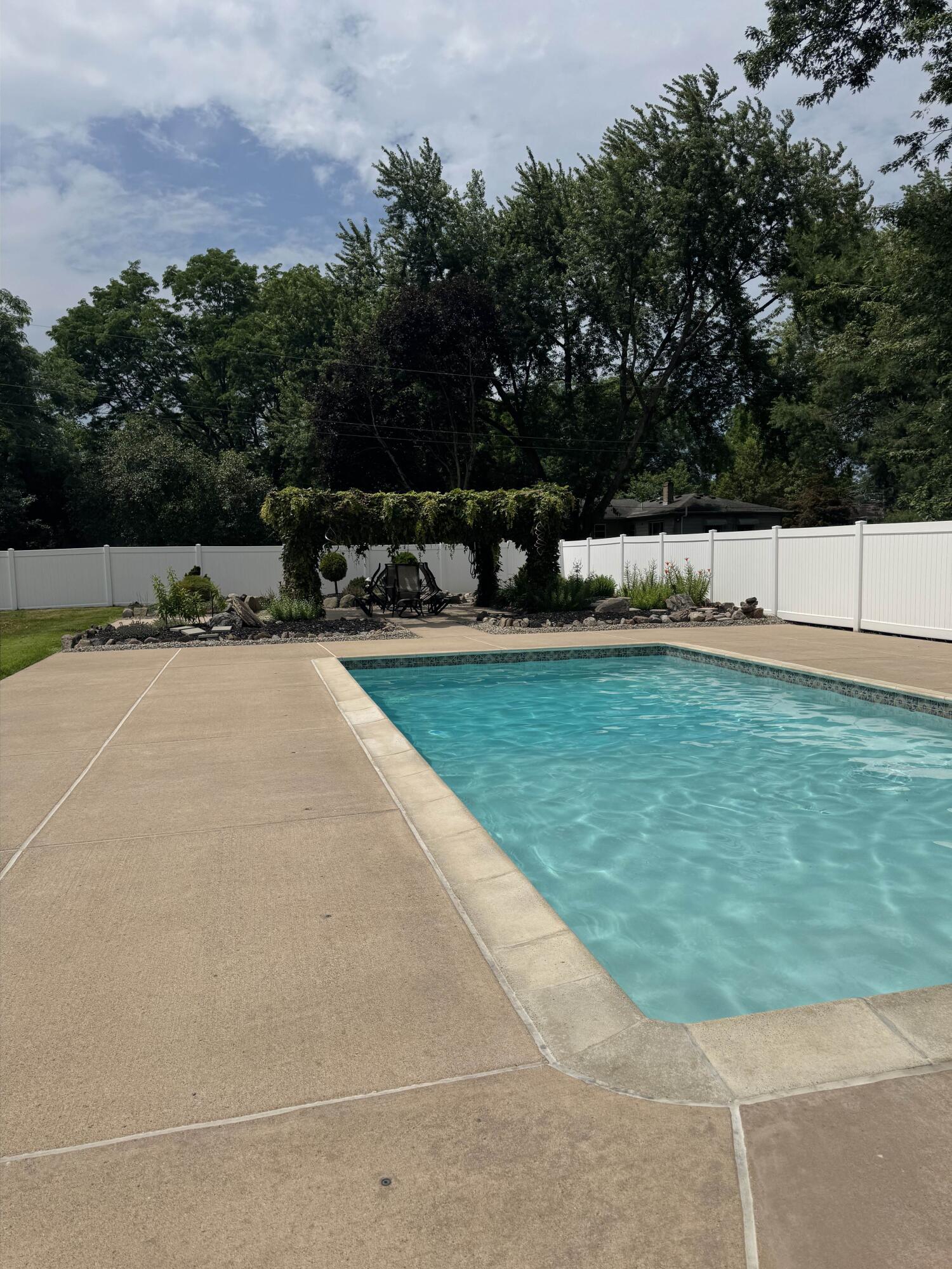 5580 Textile Road