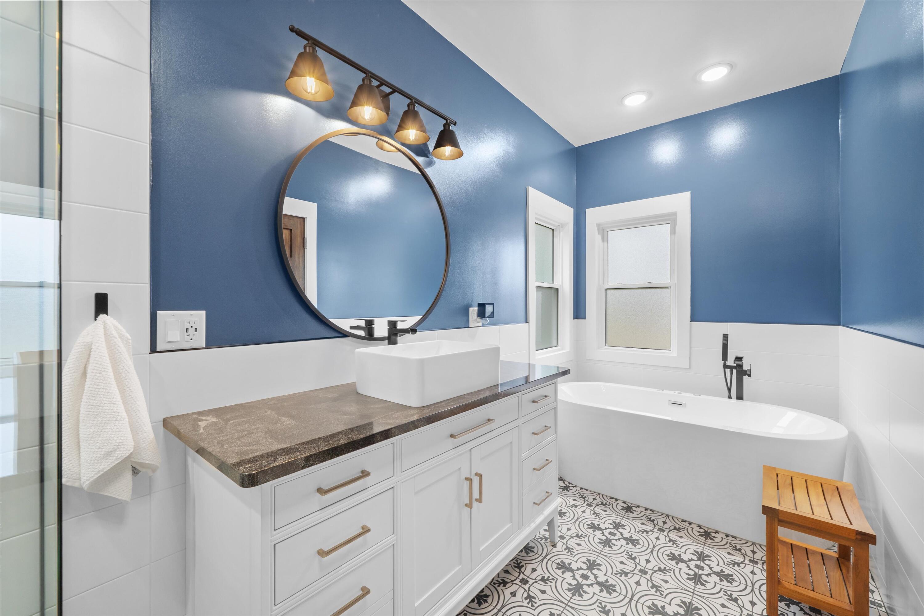5580 Textile Road
