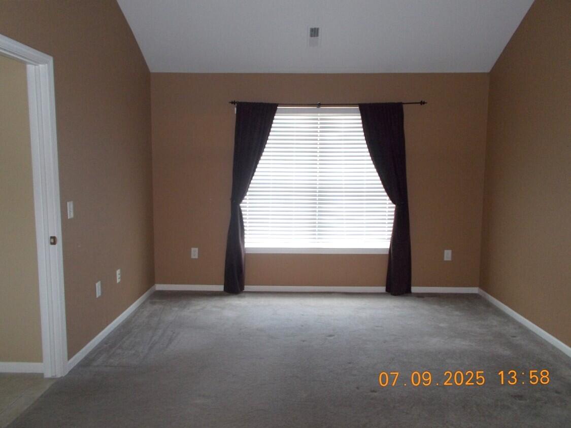 3208 Primrose Lane