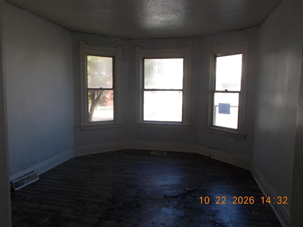 711 W Front Street