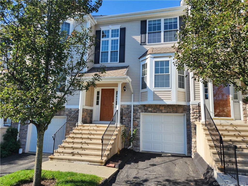 2105 Briar Woods Lane 2105