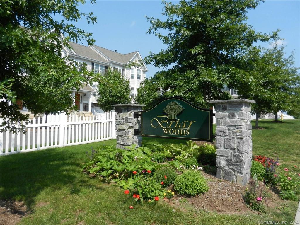 1302 Briar Woods Lane 1302