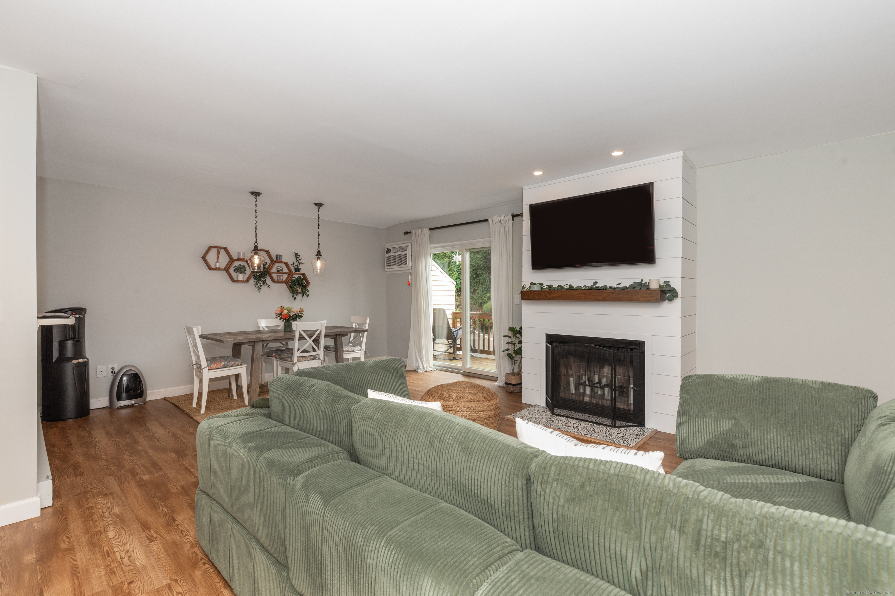 8 Rose Lane APT 26-8