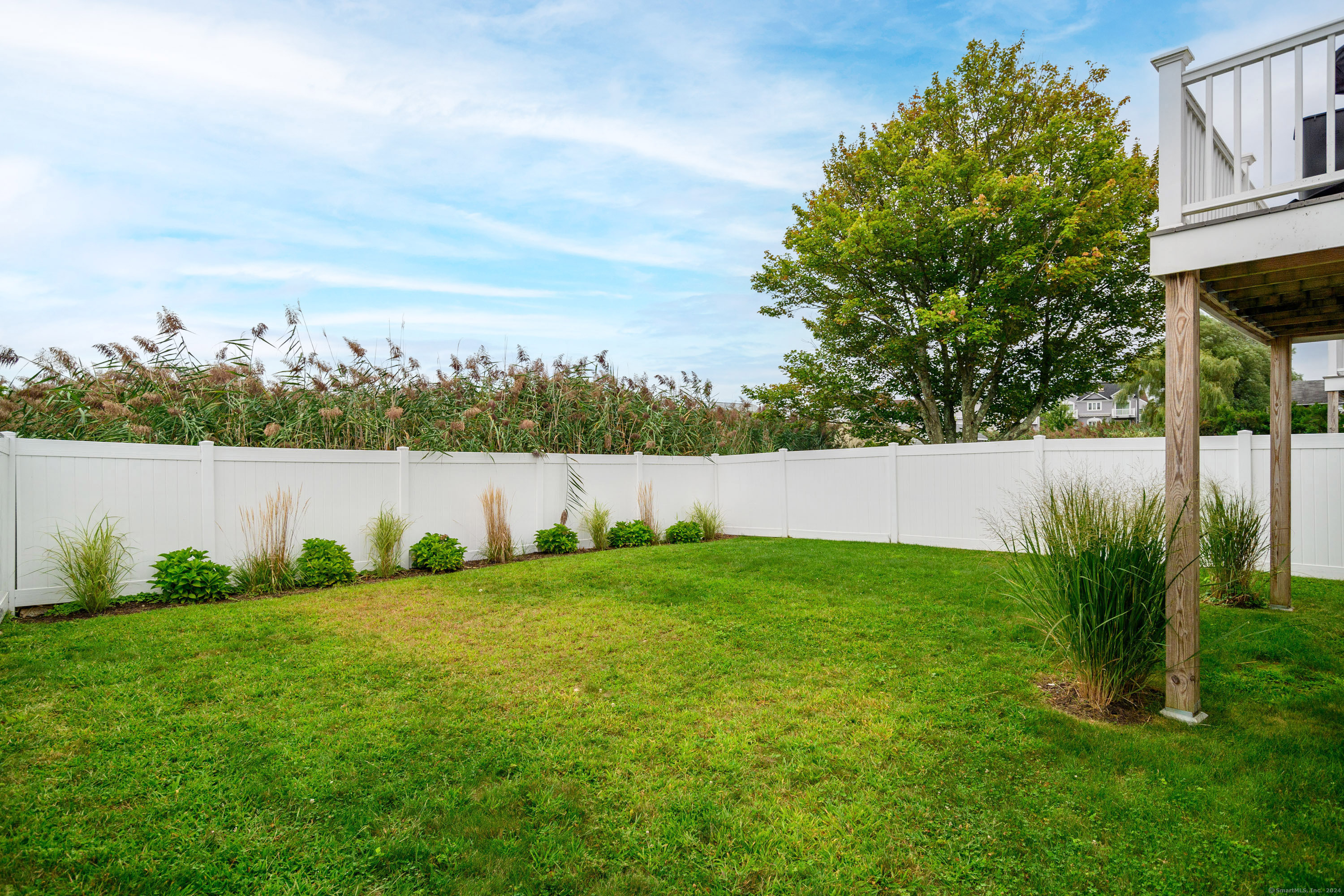 1033 Reef Road
