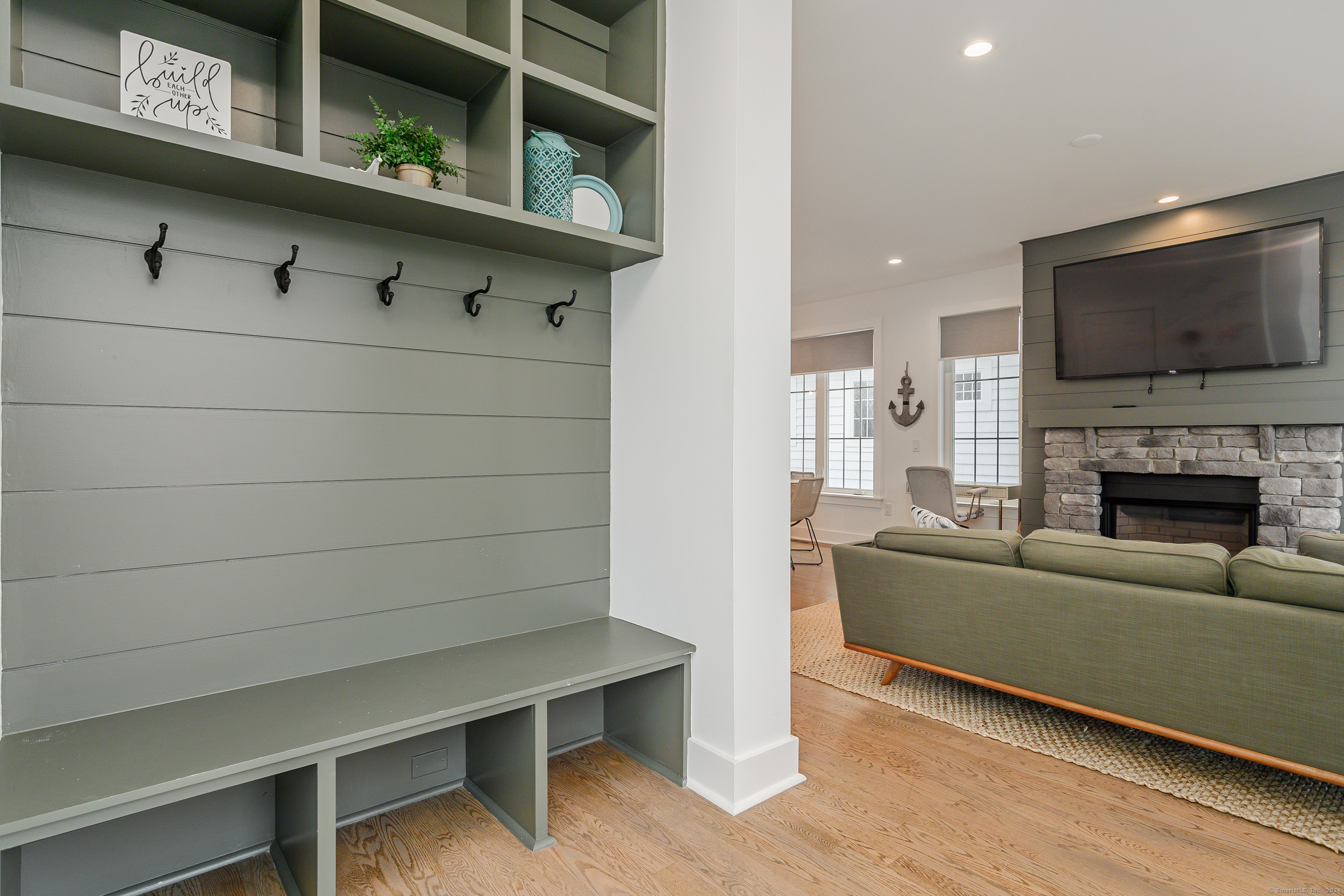 1033 Reef Road