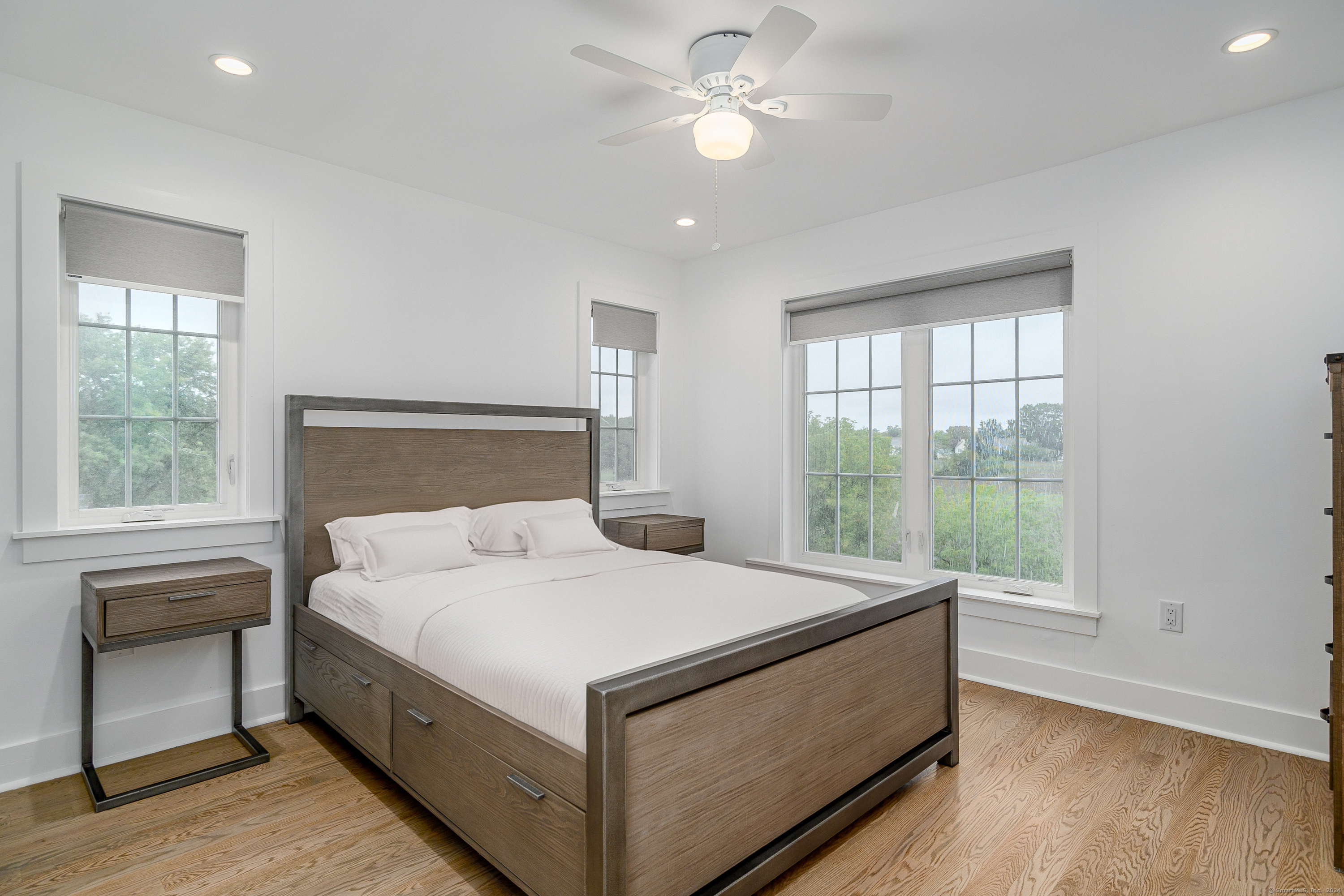 1033 Reef Road