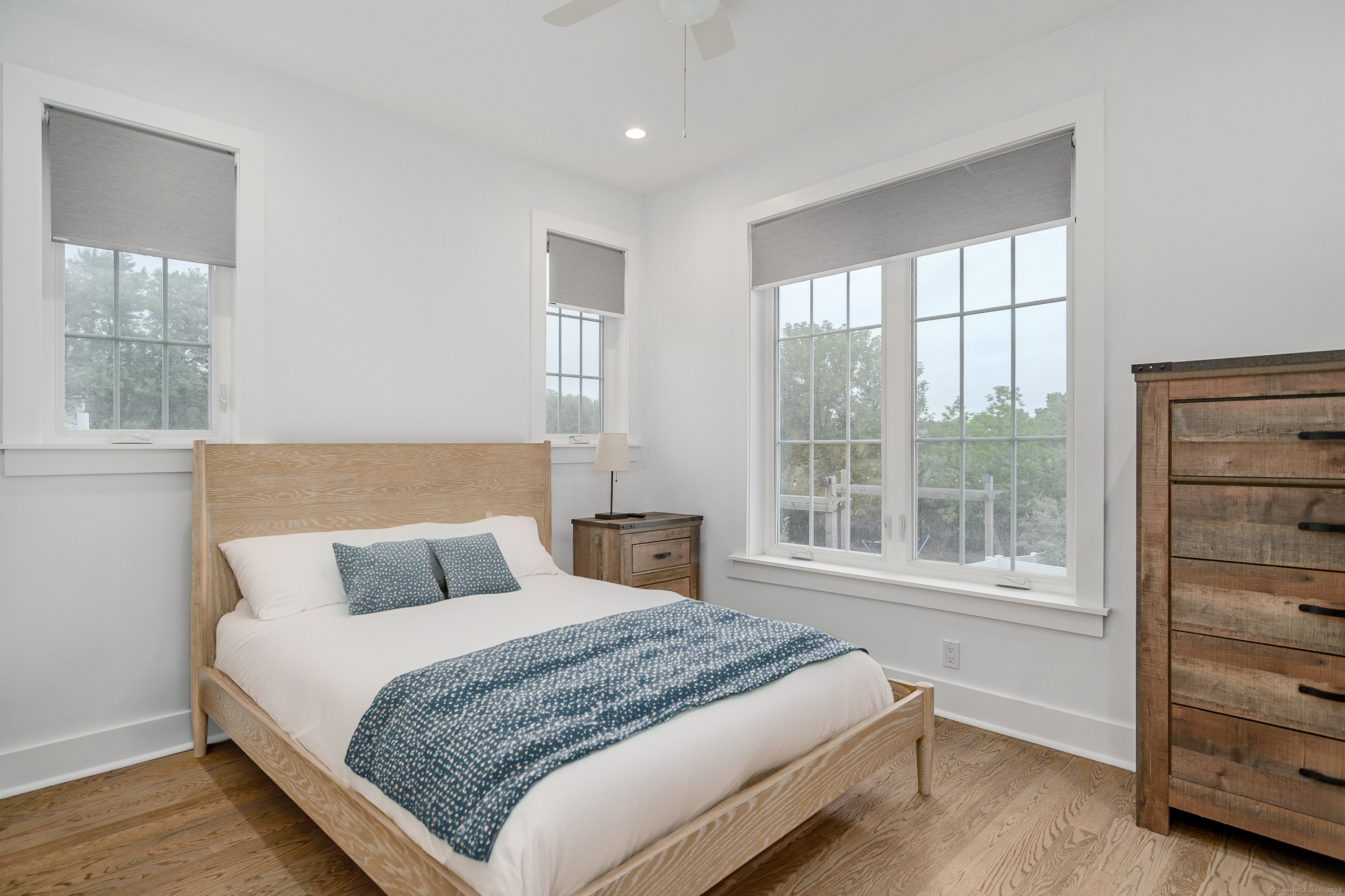 1033 Reef Road