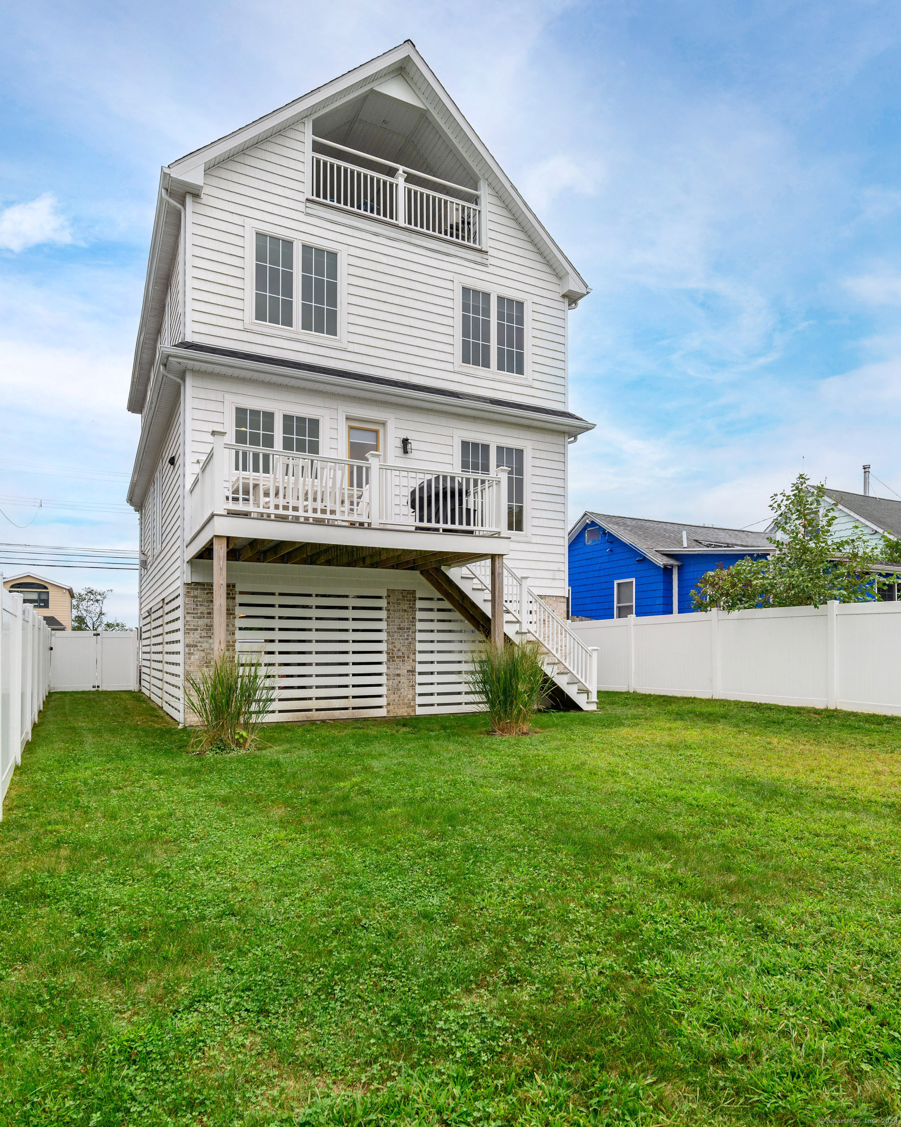 1033 Reef Road