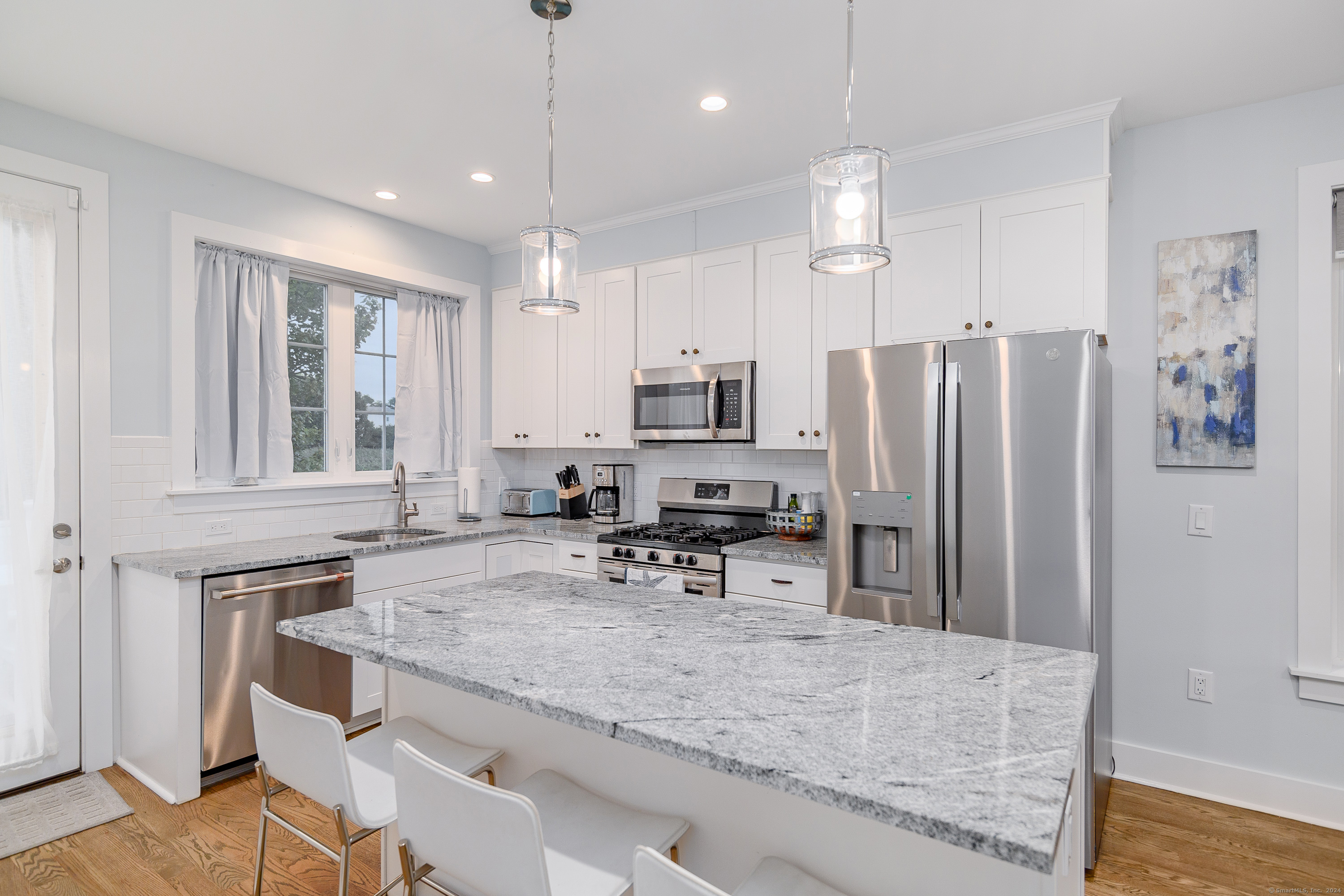 1039 Reef Road