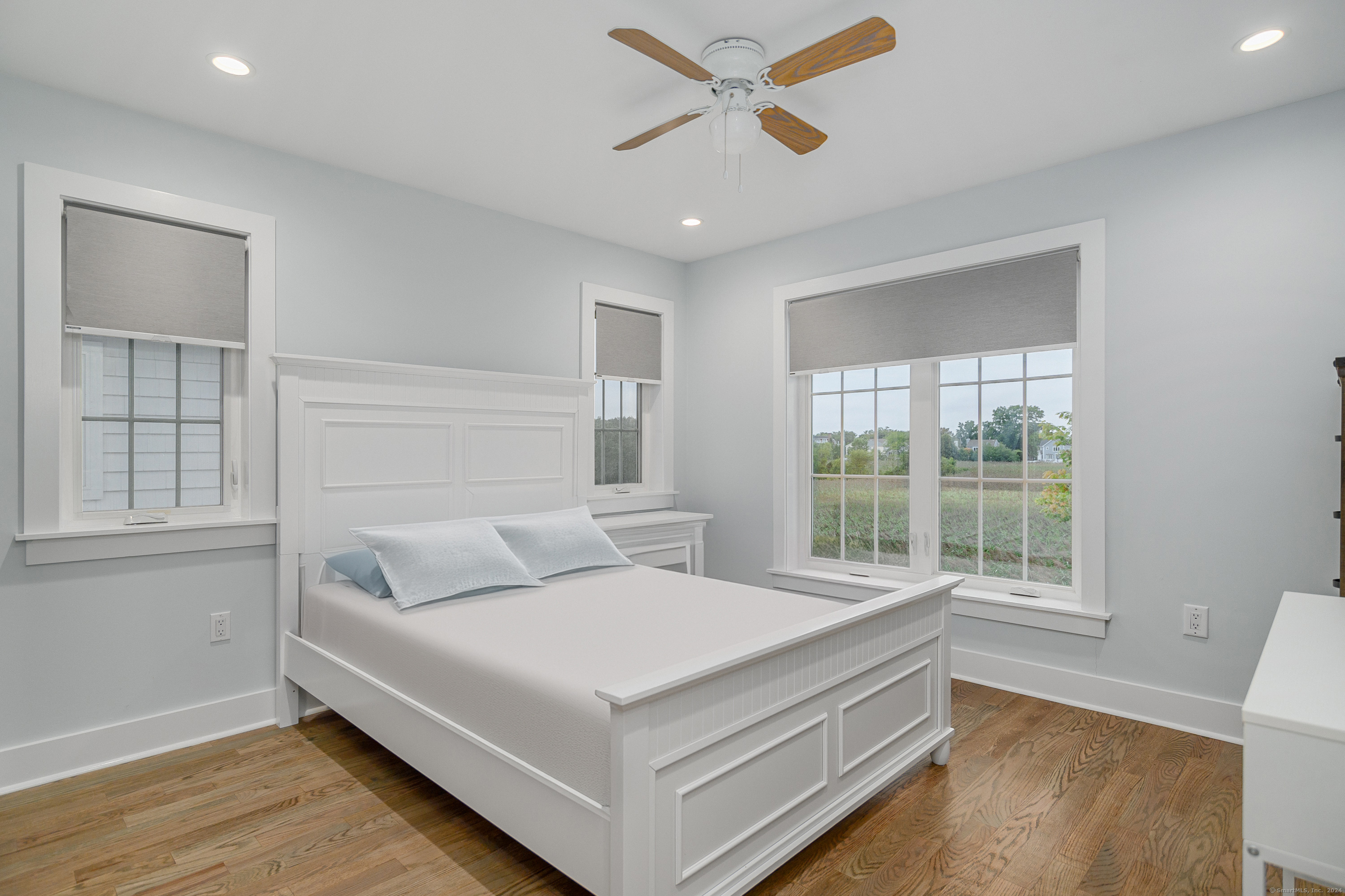 1039 Reef Road