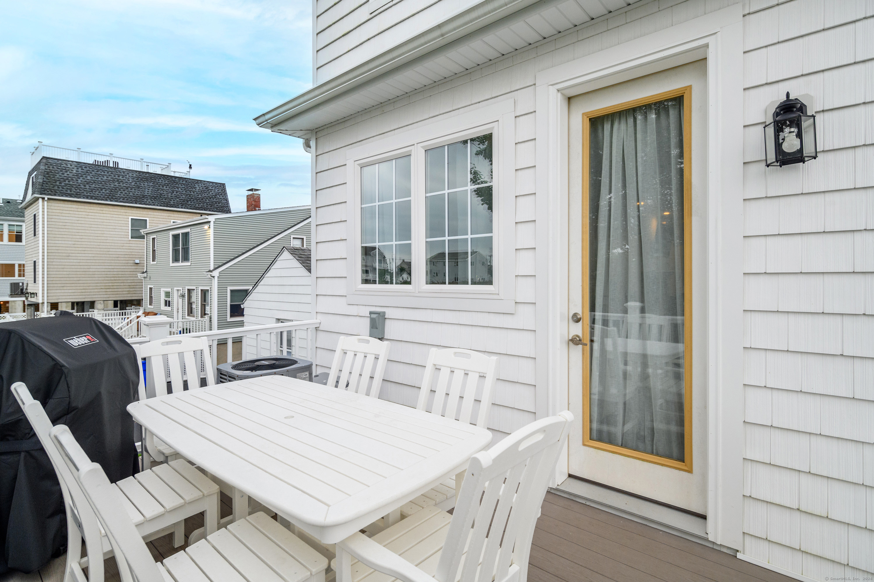 1039 Reef Road
