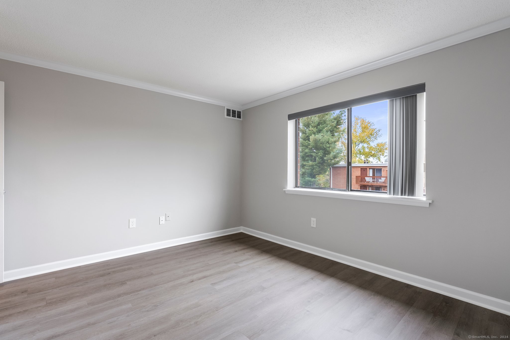 1409 Harbor View Drive 1409