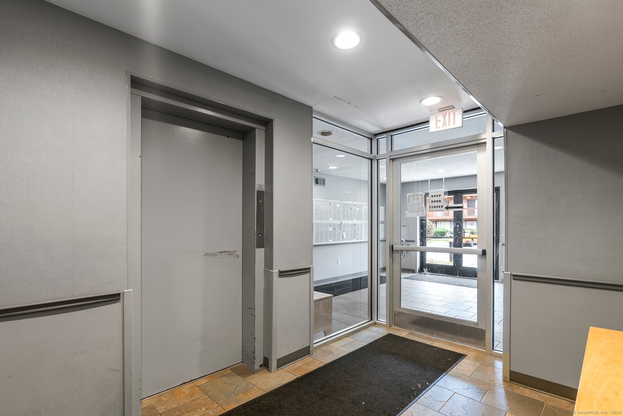 1409 Harbor View Drive 1409