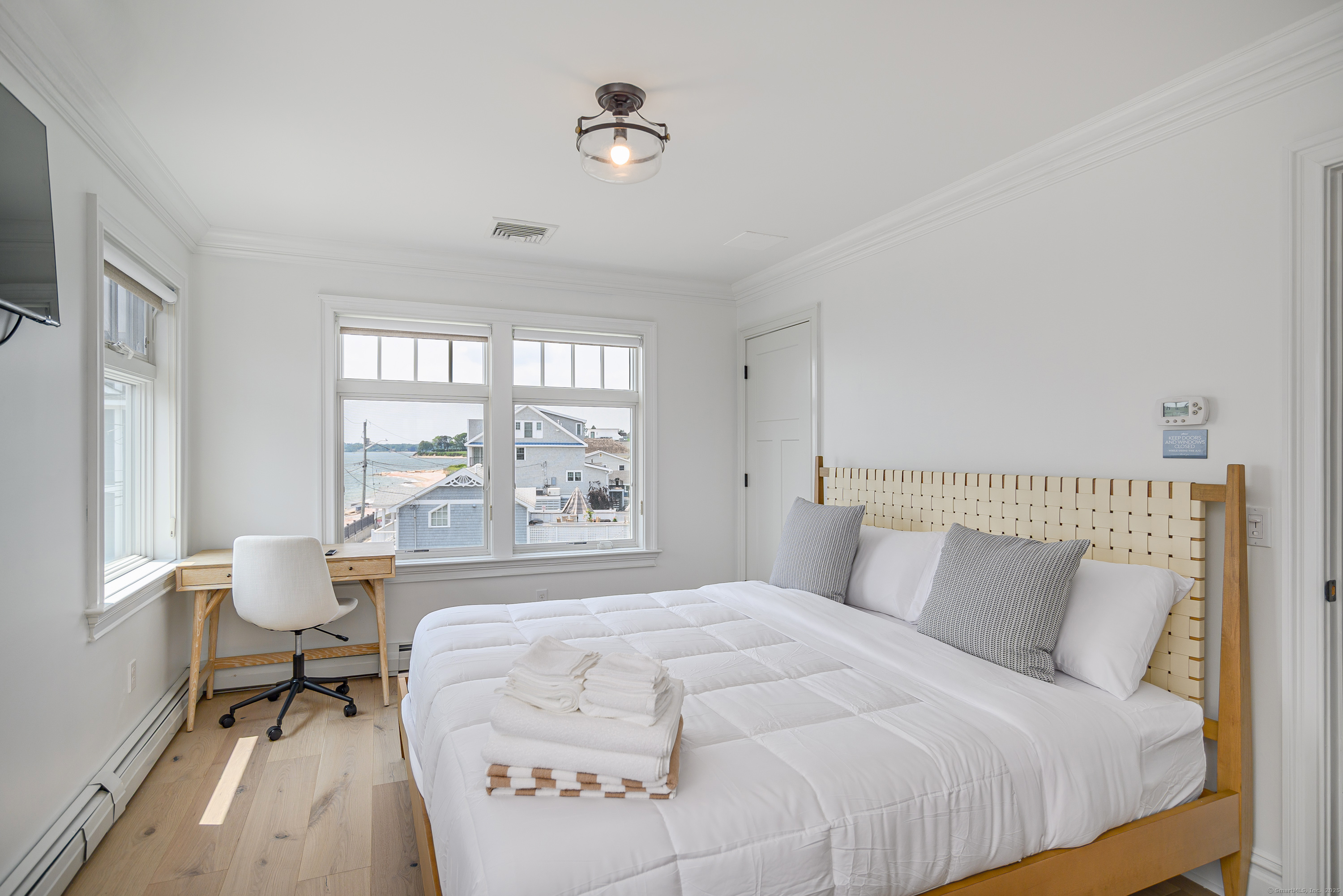 2154 Fairfield Beach Road