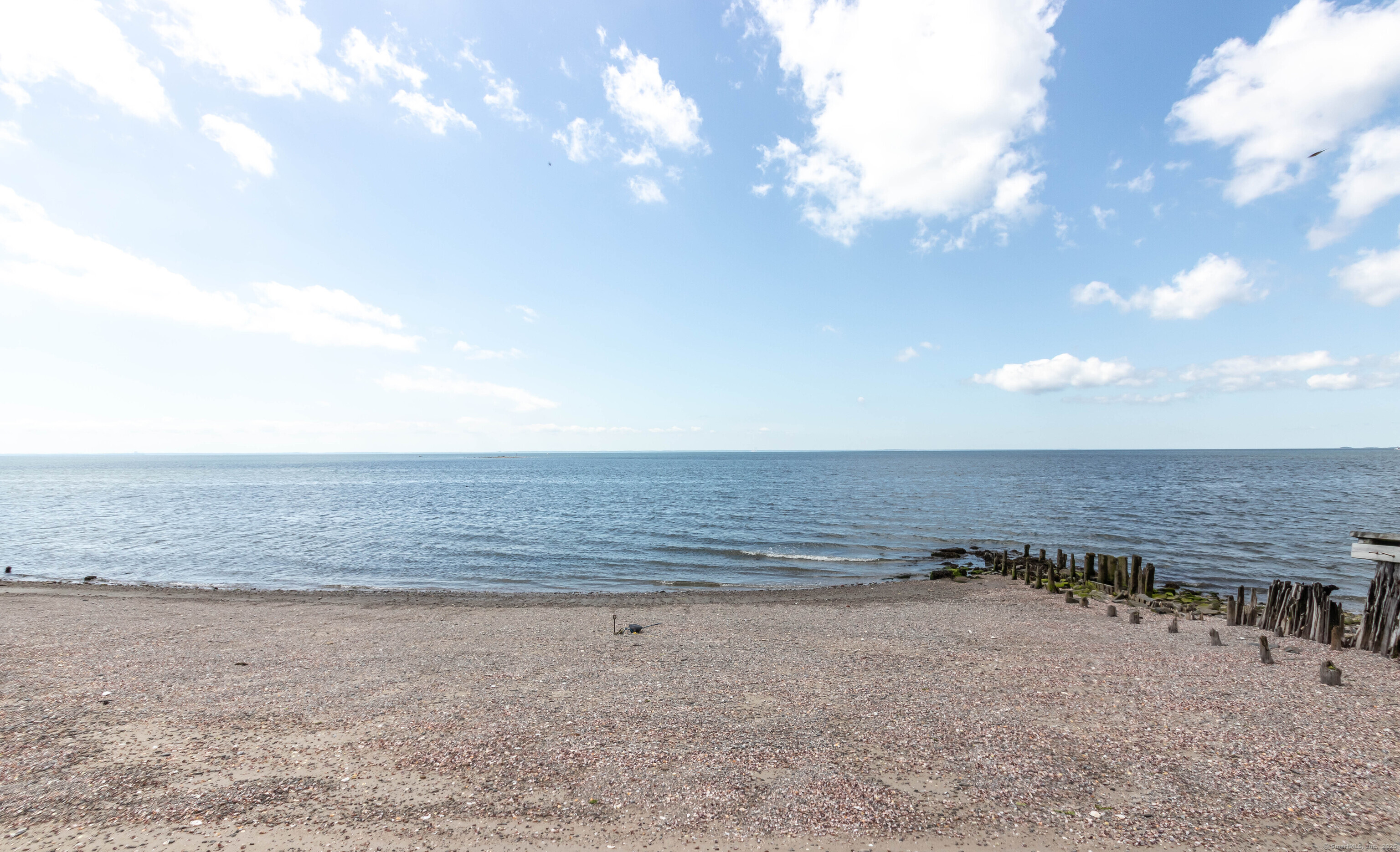 2154 Fairfield Beach Road