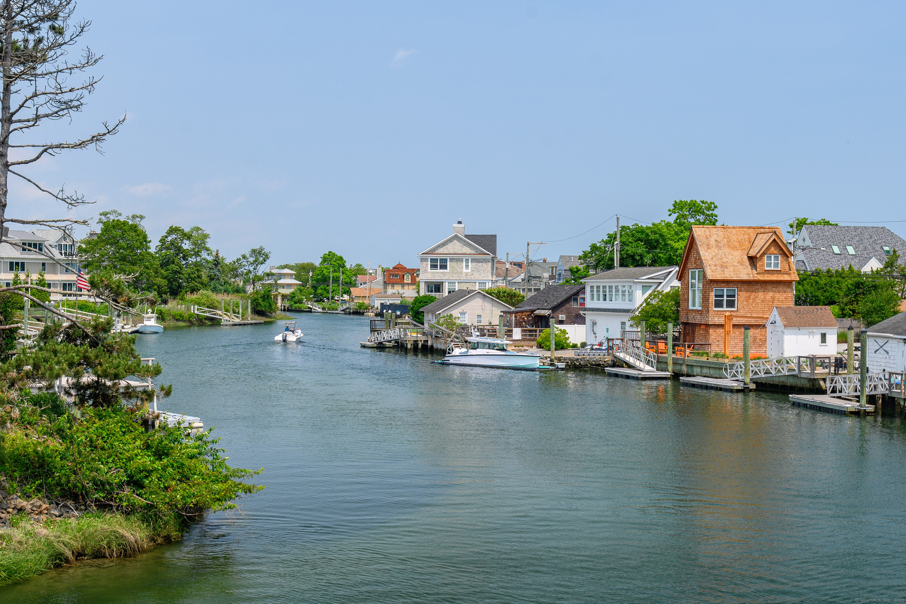 2154 Fairfield Beach Road