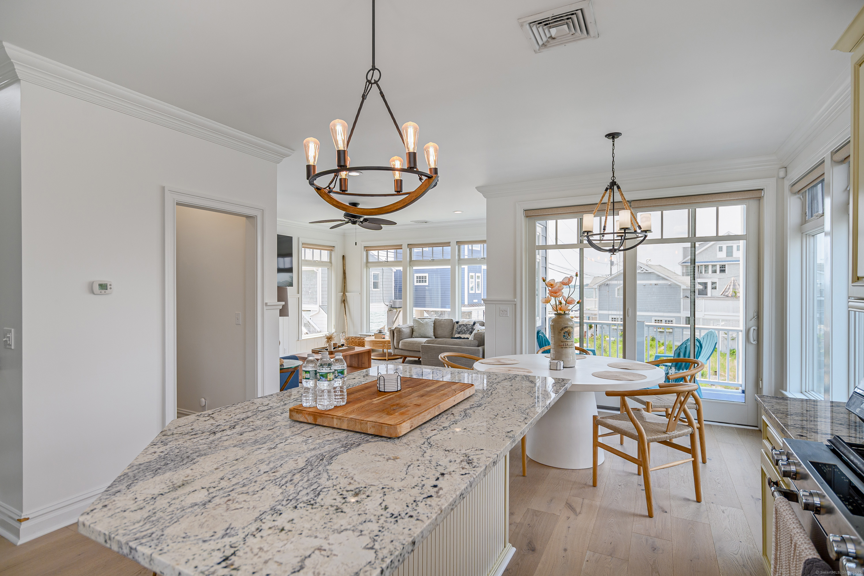 2154 Fairfield Beach Road