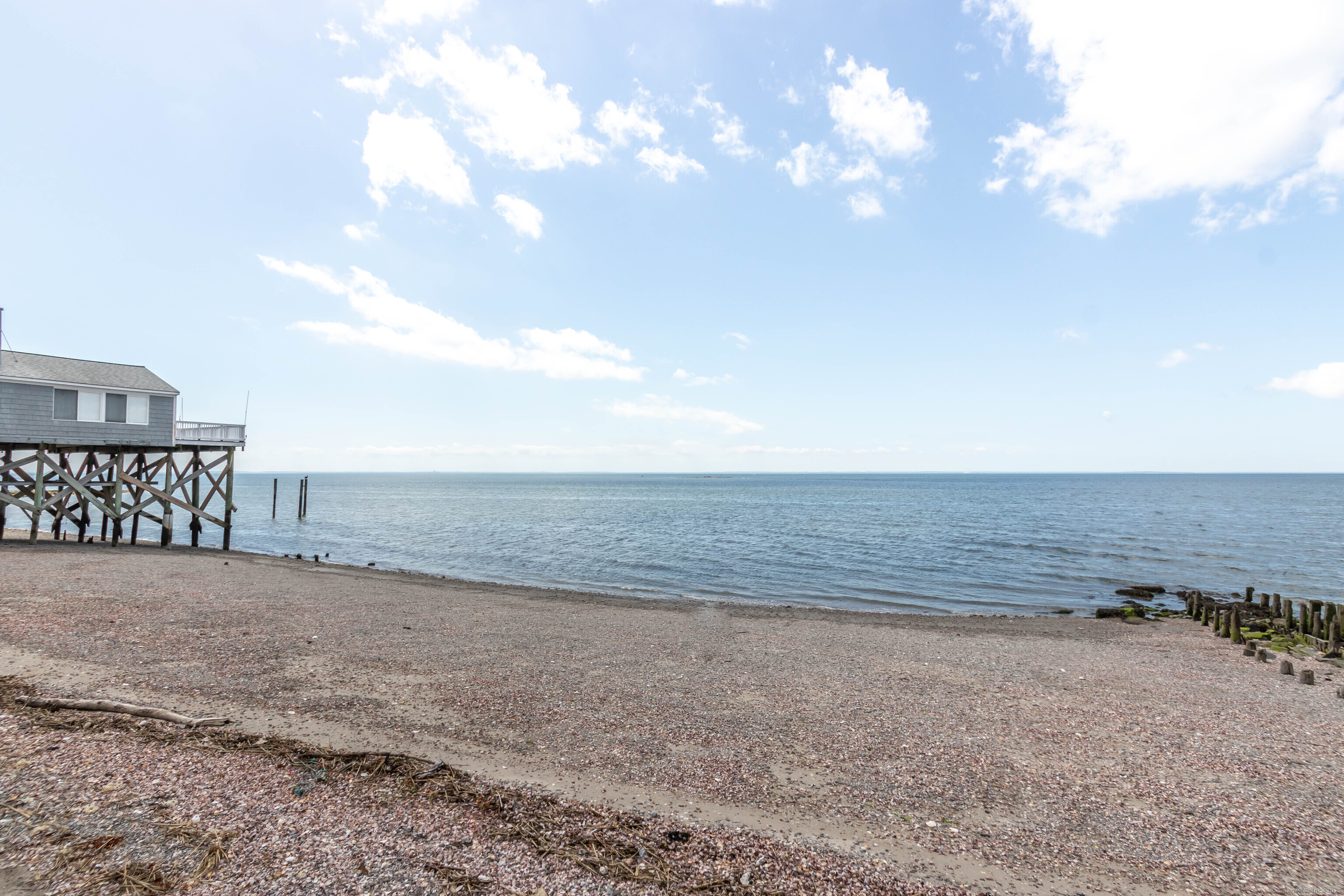 2154 Fairfield Beach Road