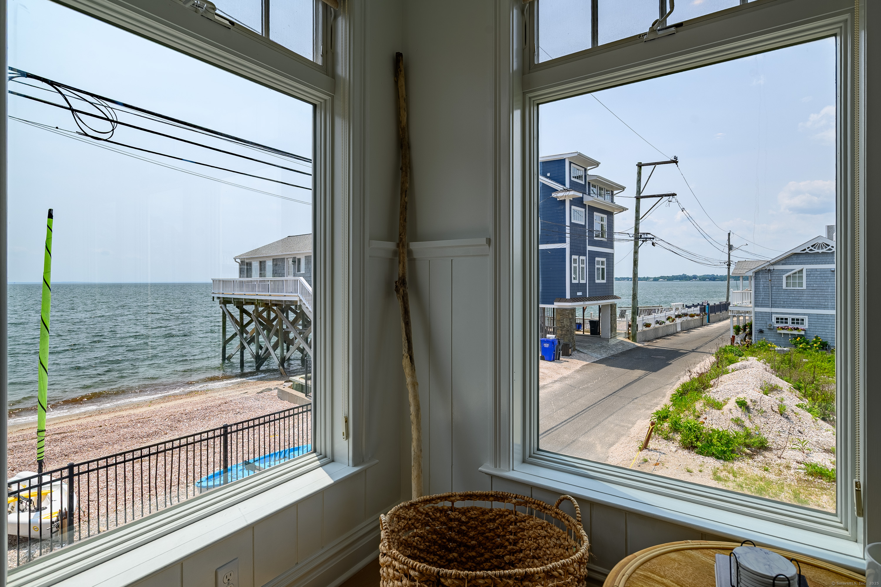 2154 Fairfield Beach Road