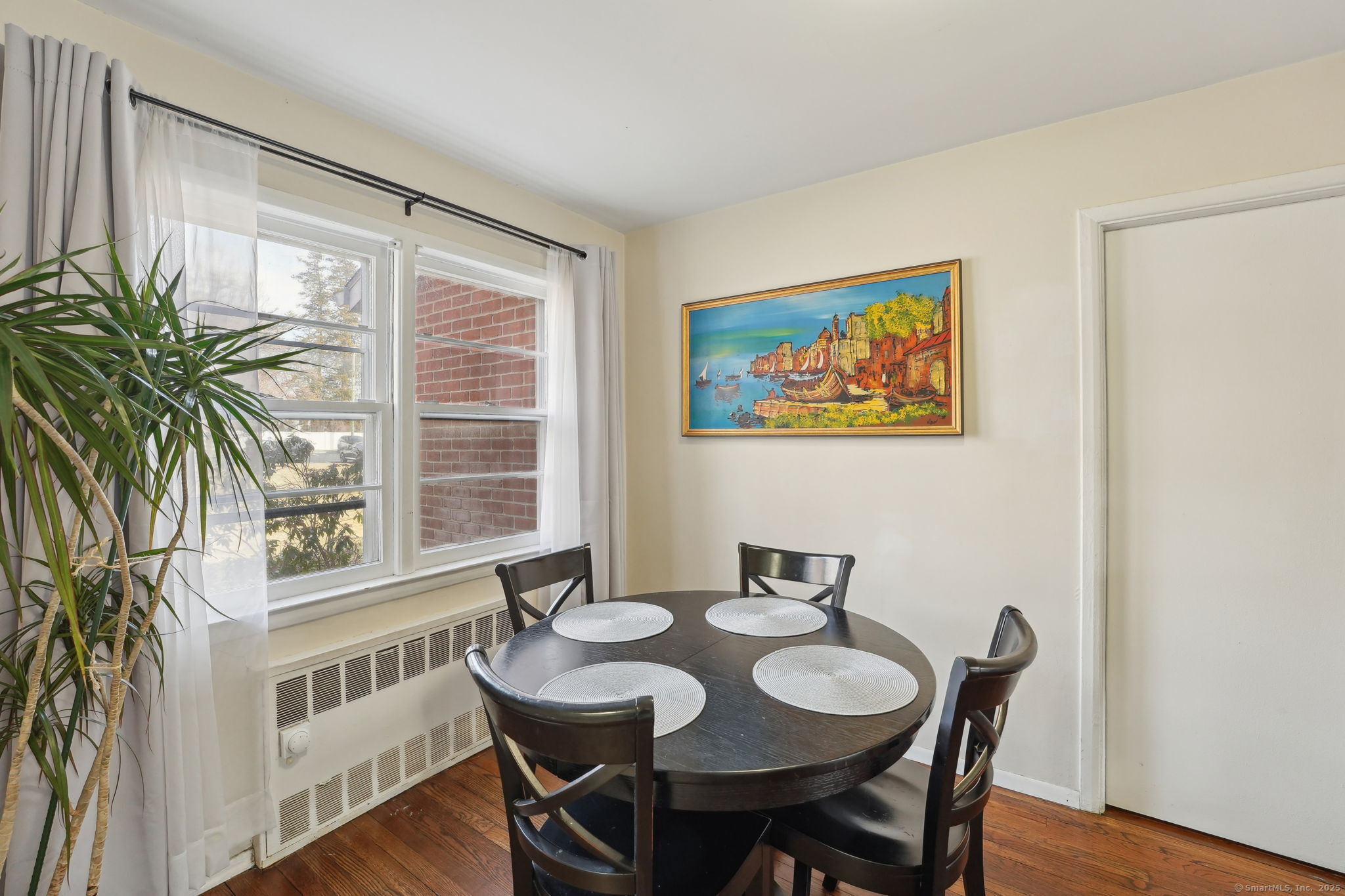 73 Hope Street 28A