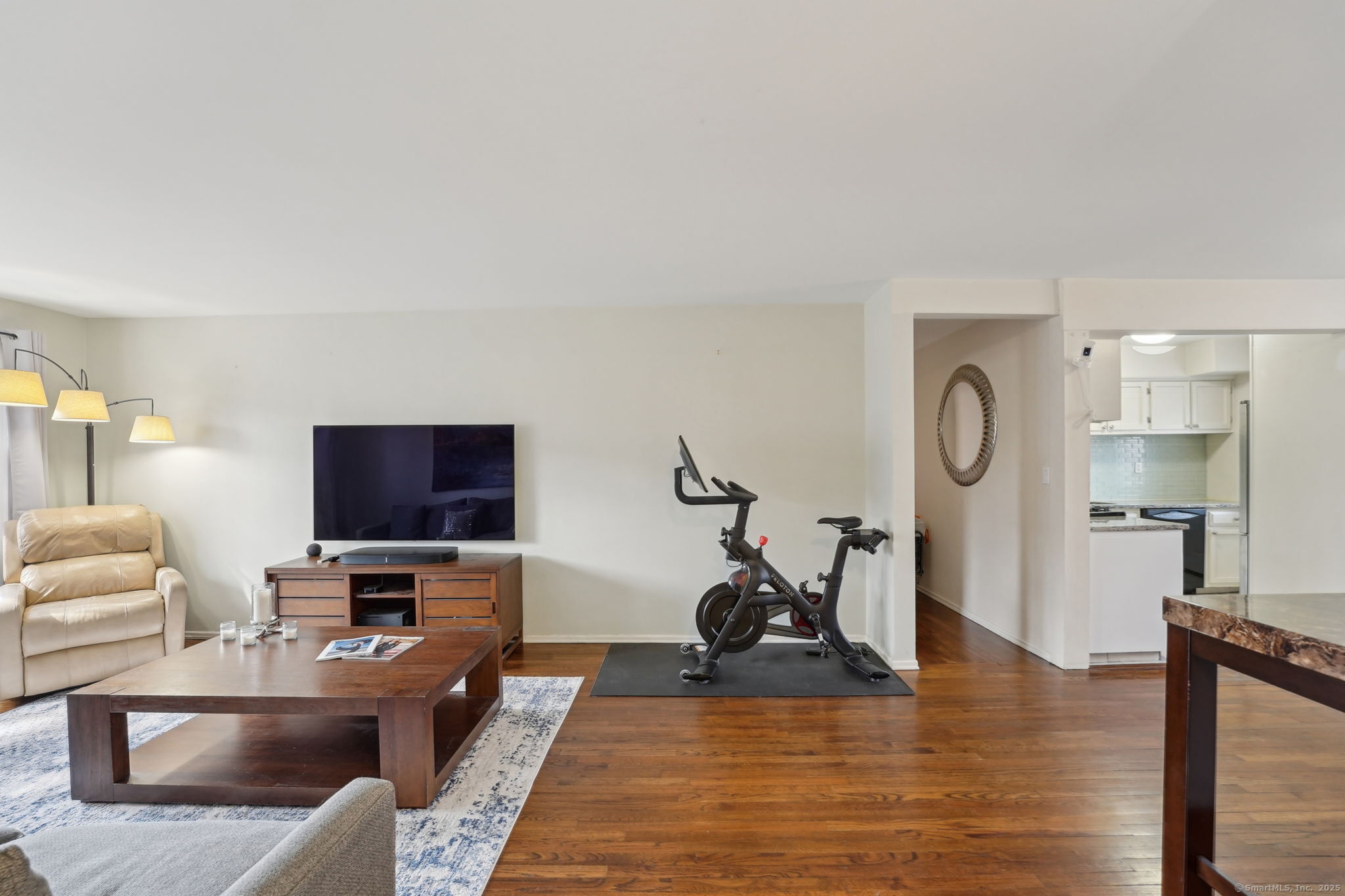 73 Hope Street 28A