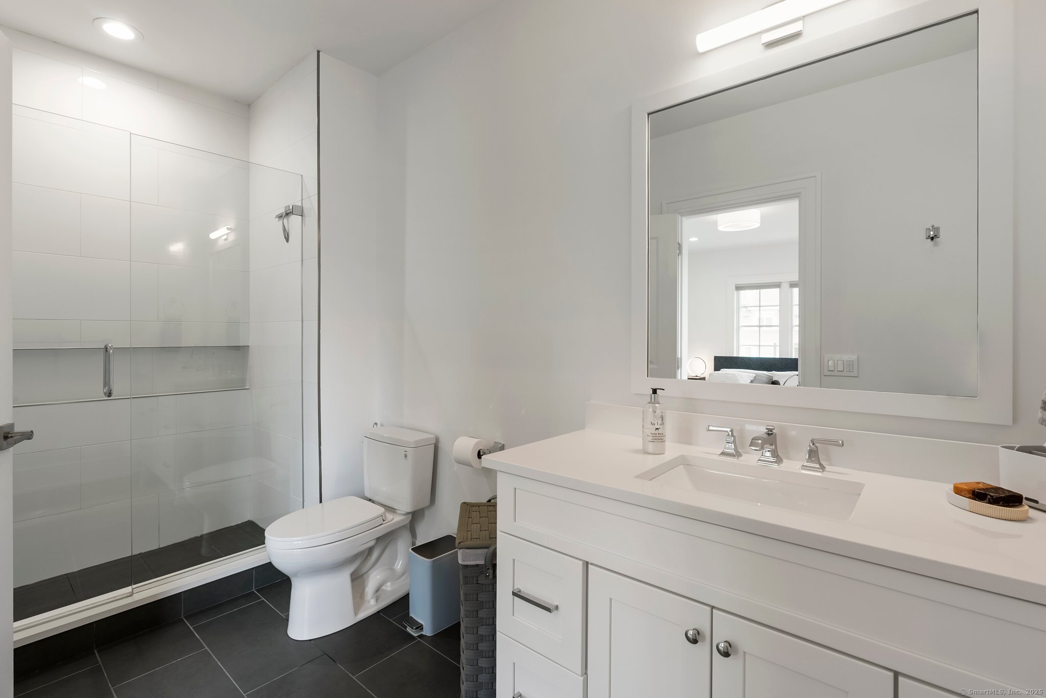 9 Damia Drive 9