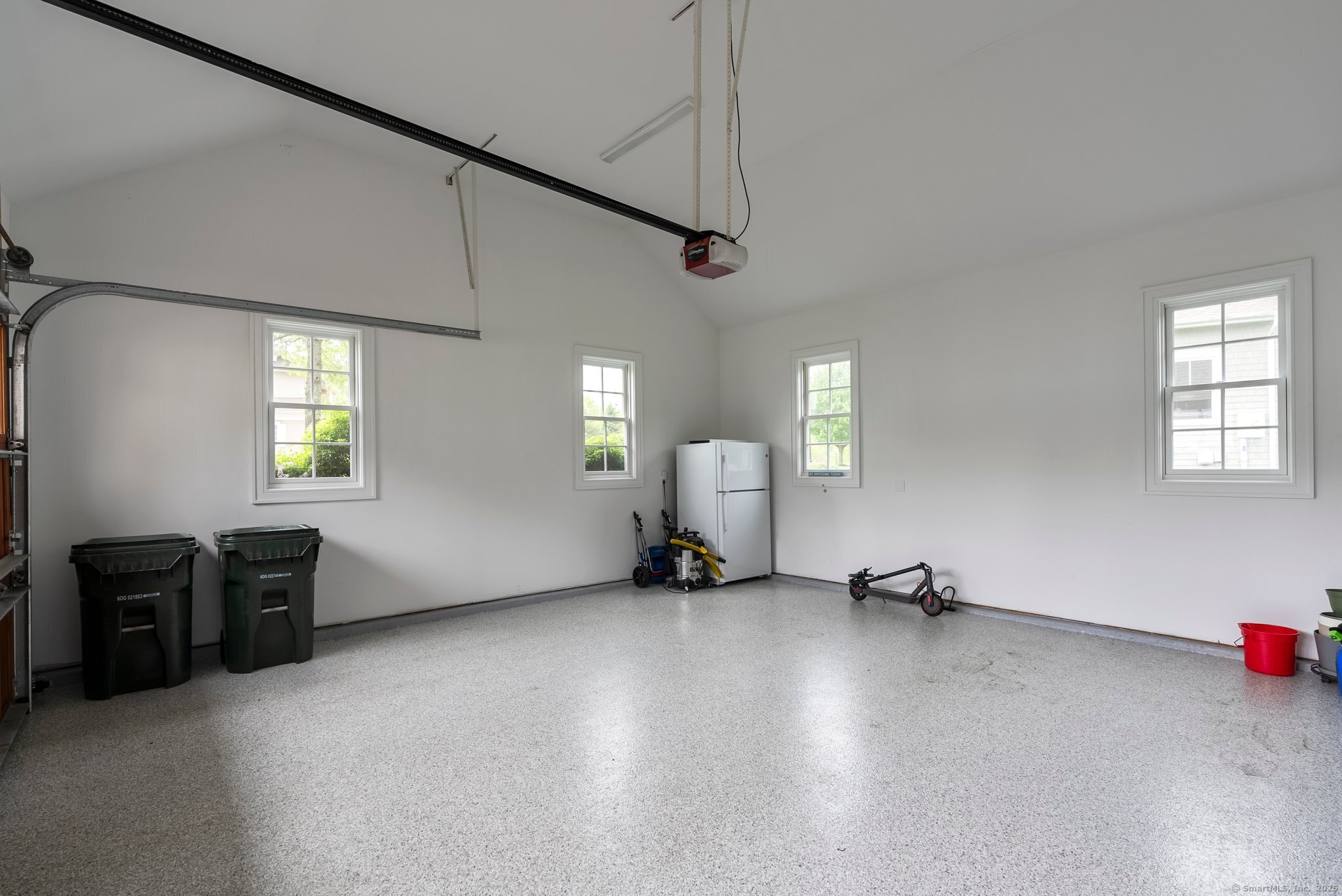 9 Damia Drive 9