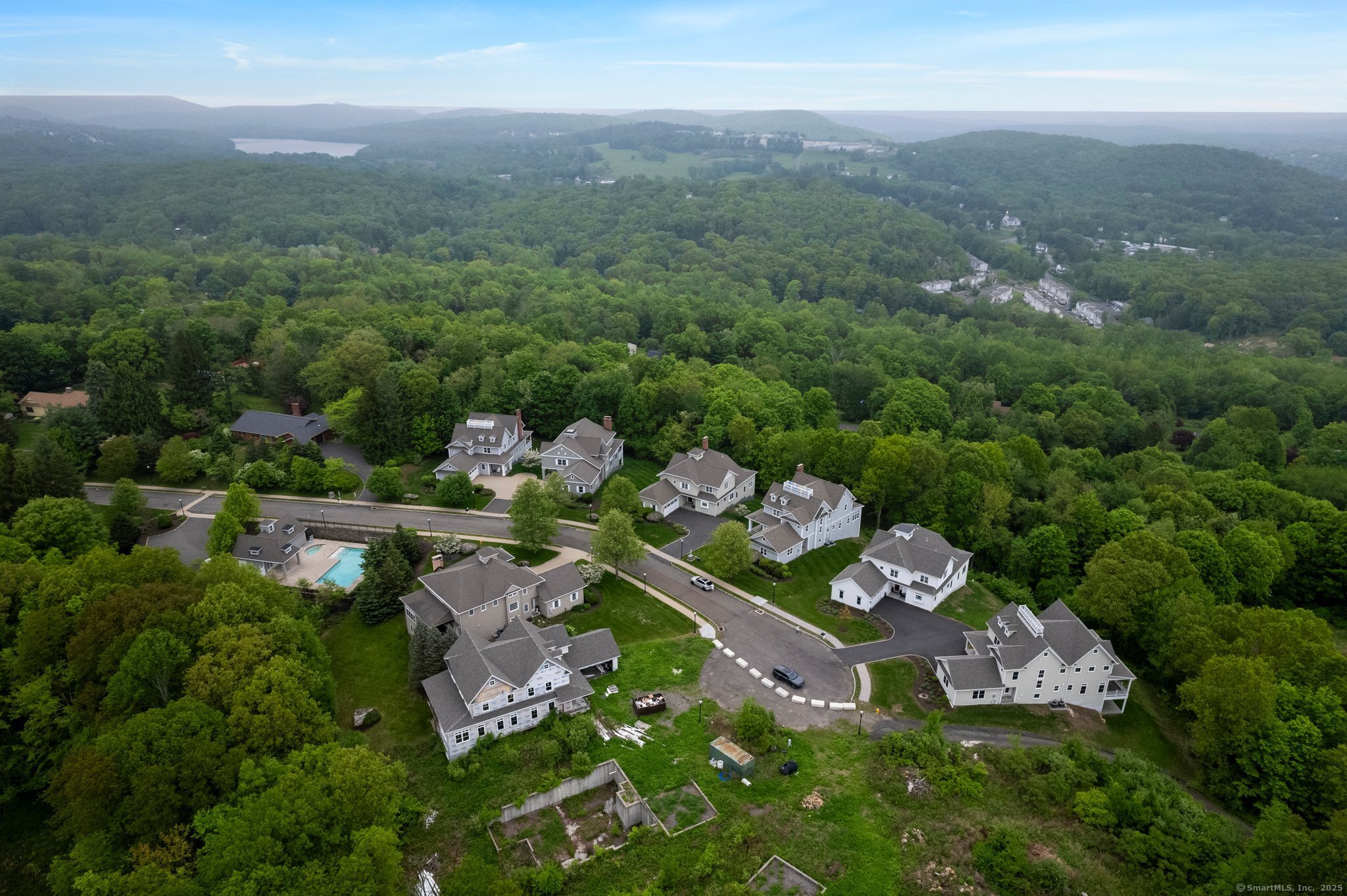 9 Damia Drive 9