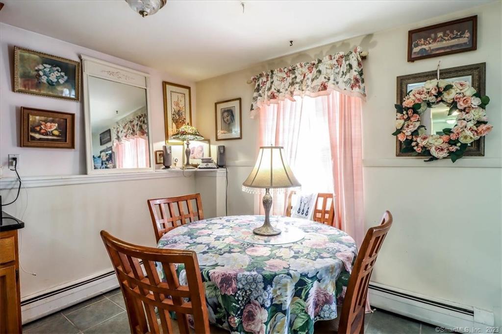 43 Plumtrees Road A