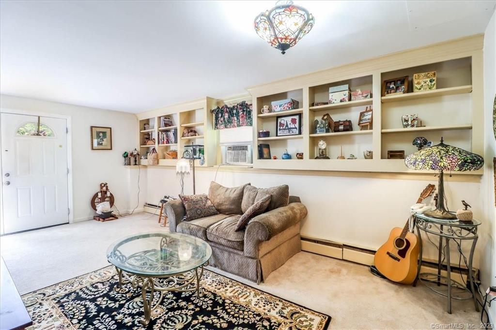 43 Plumtrees Road A