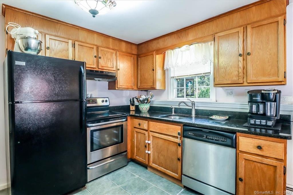 43 Plumtrees Road A