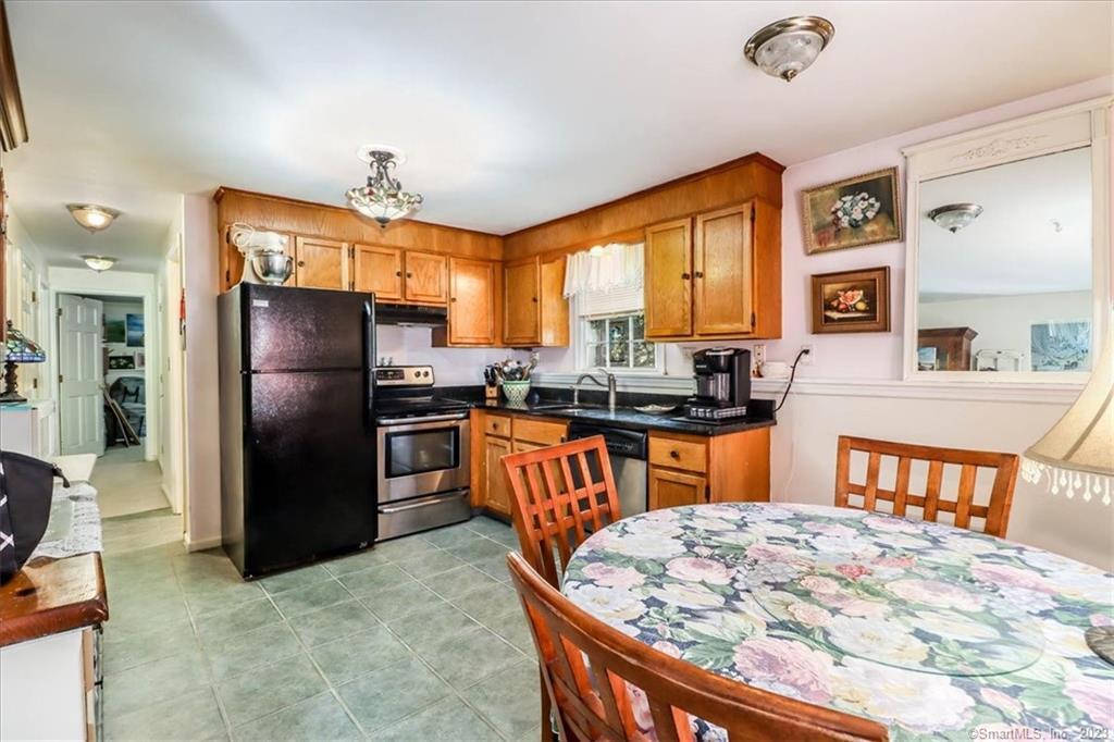 43 Plumtrees Road A