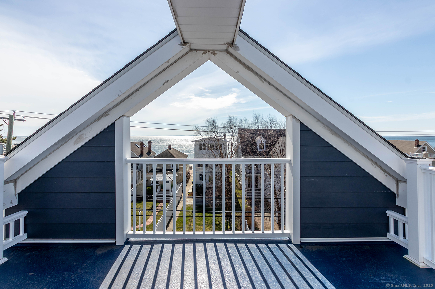 1140 Fairfield Beach Road