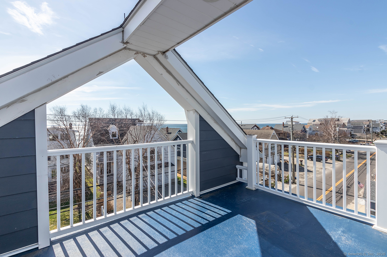 1140 Fairfield Beach Road