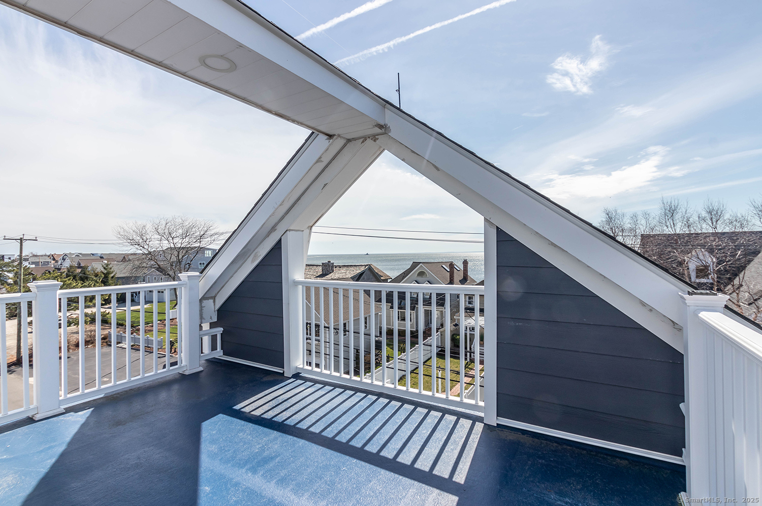 1140 Fairfield Beach Road