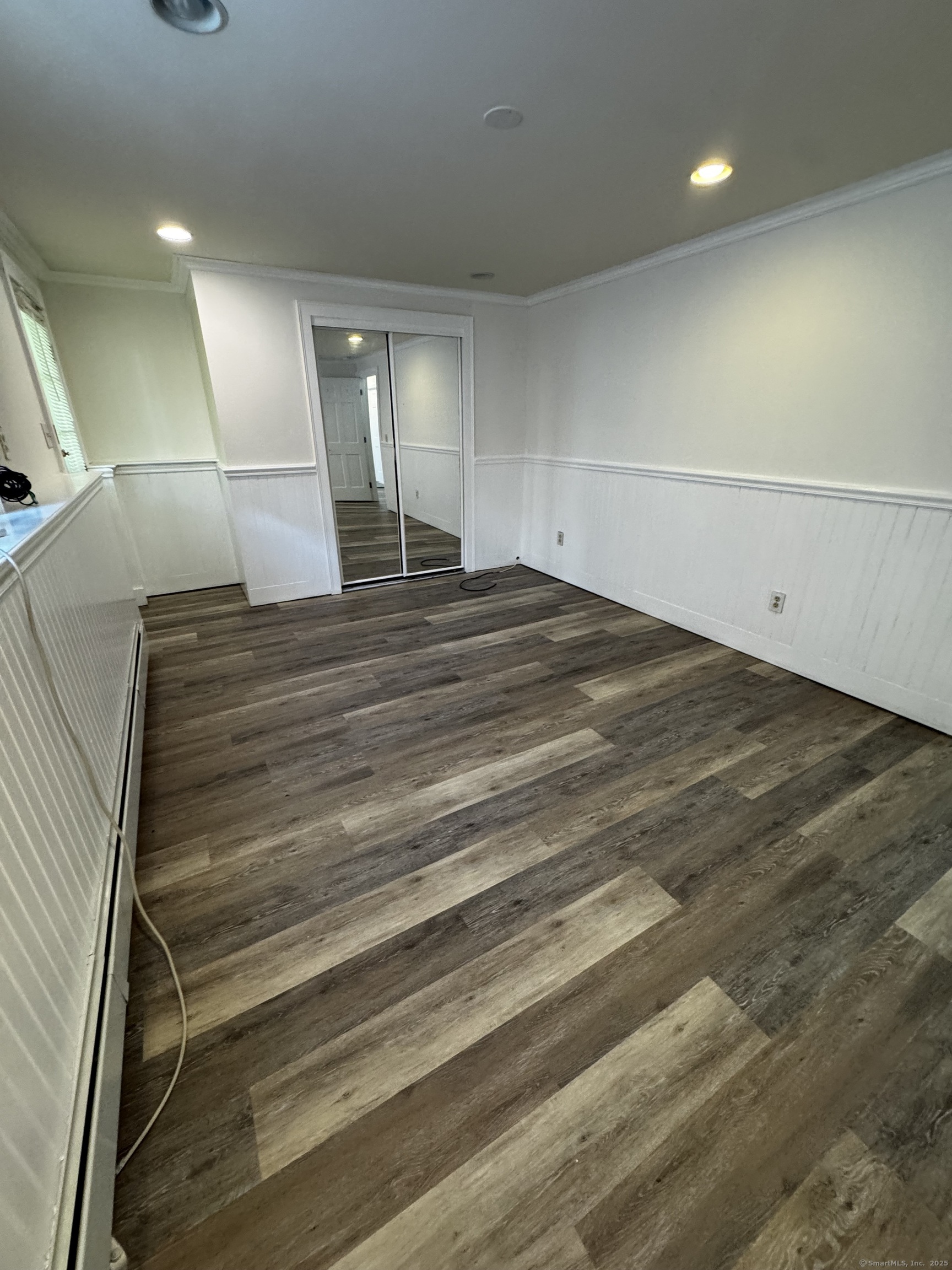 43 Plumtrees Road A