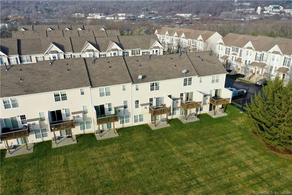 Briar Woods Community