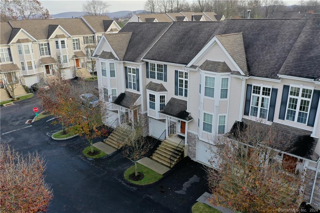 Briar Woods Community