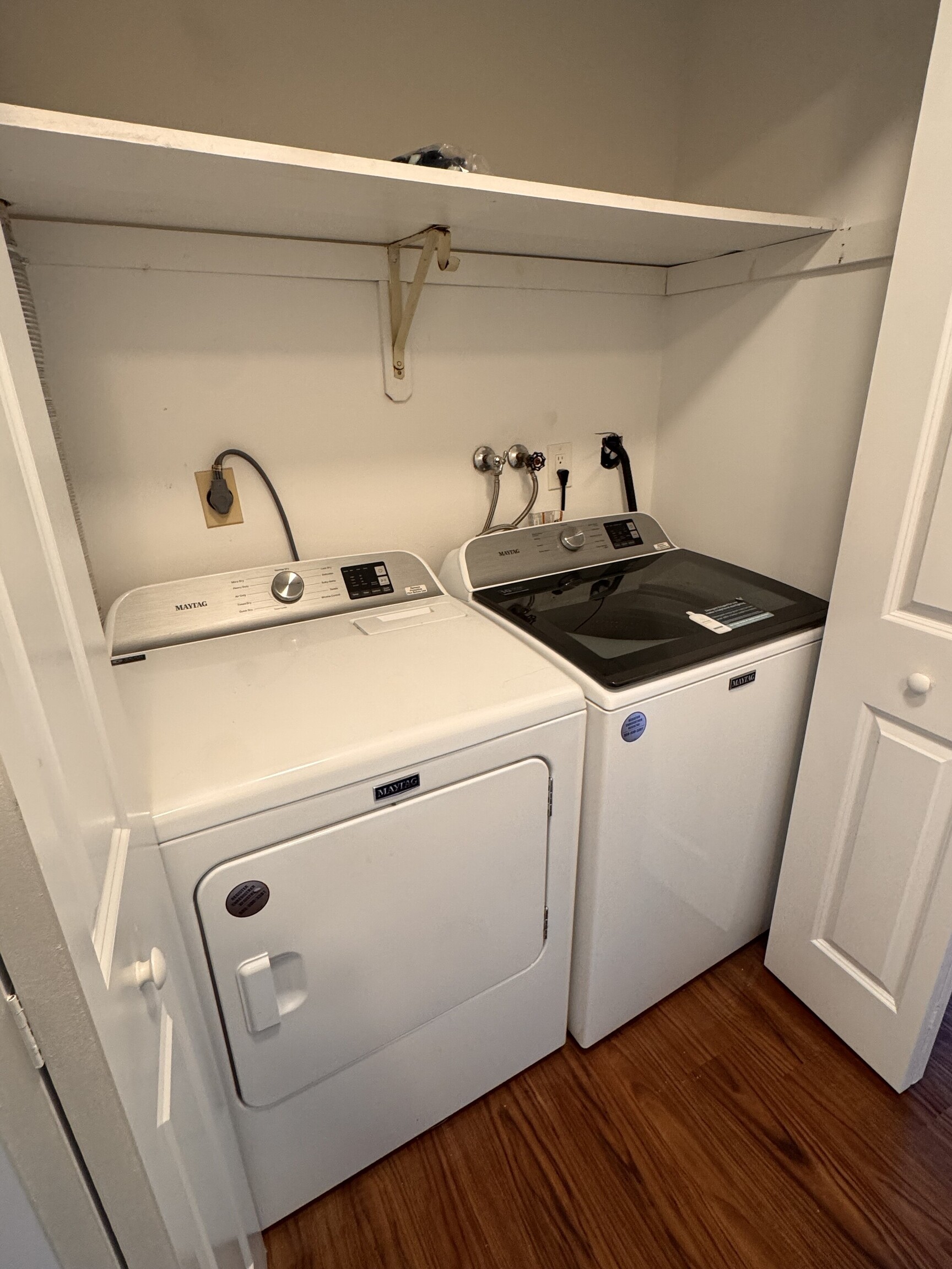 18 Triangle Street B4