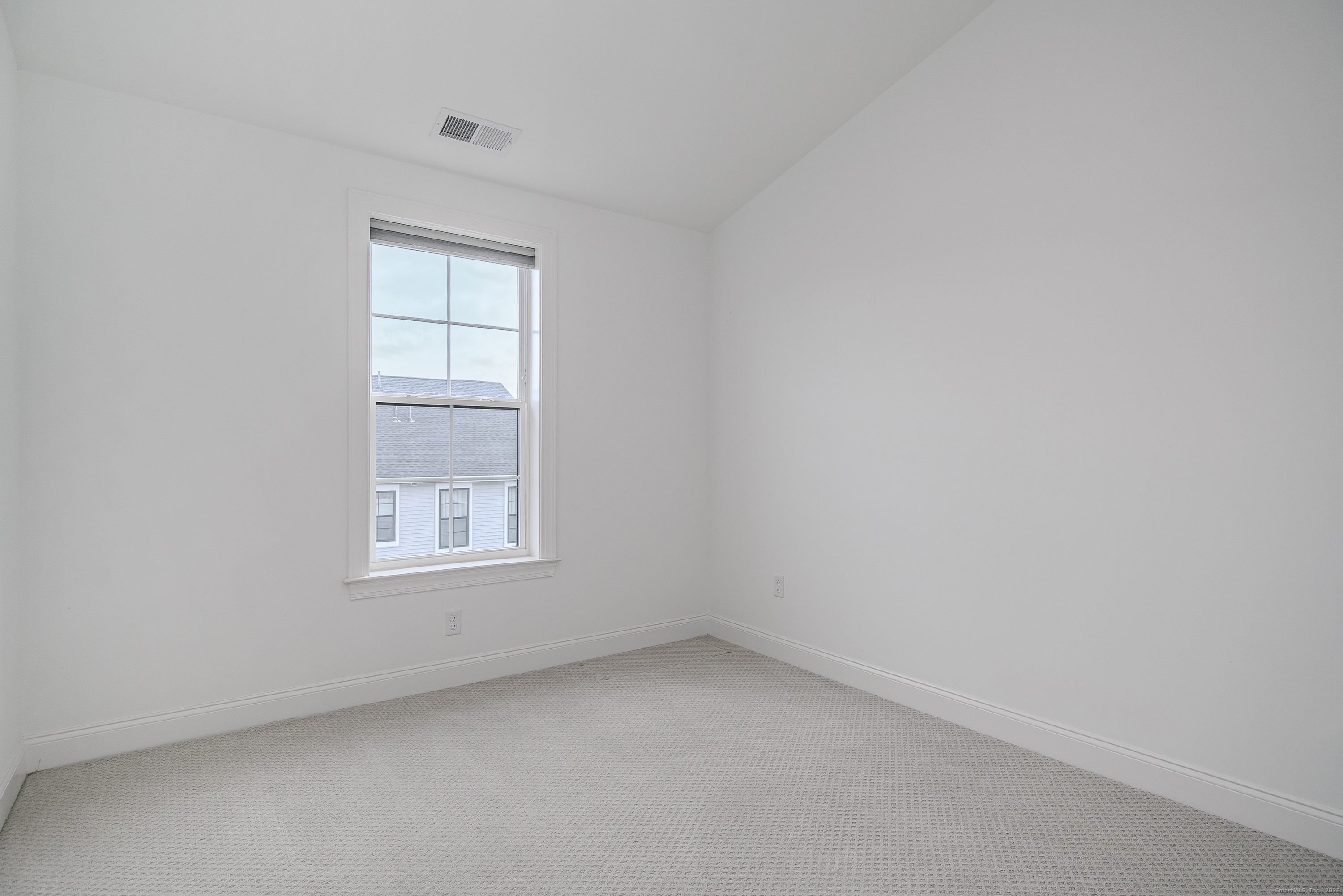 8 Brentwood Circle 8