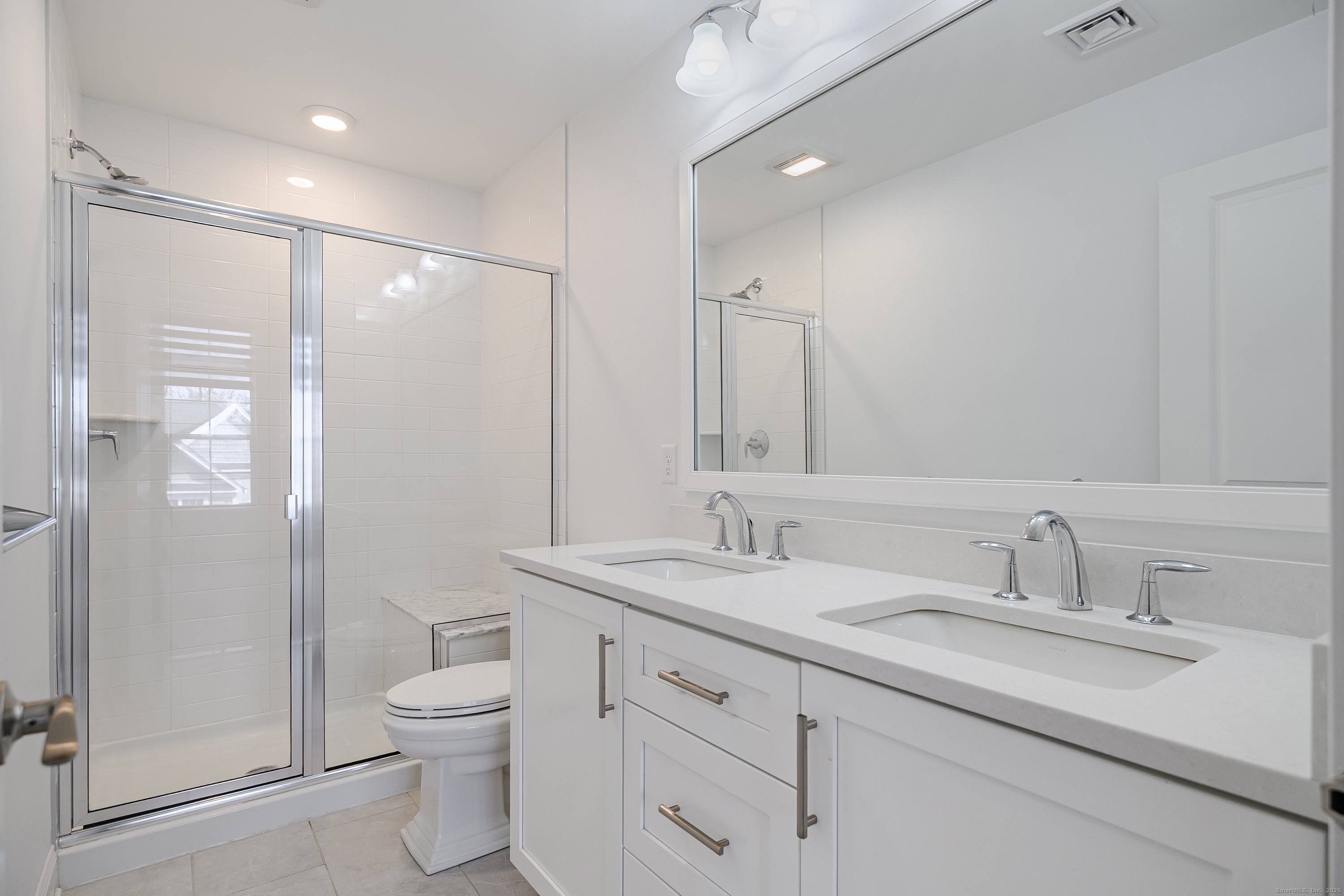 8 Brentwood Circle 8