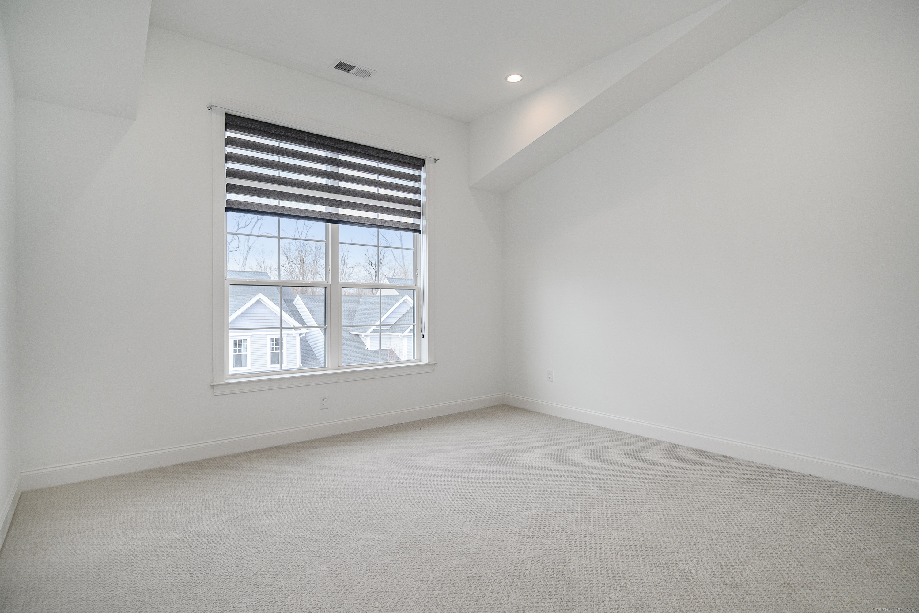 8 Brentwood Circle 8