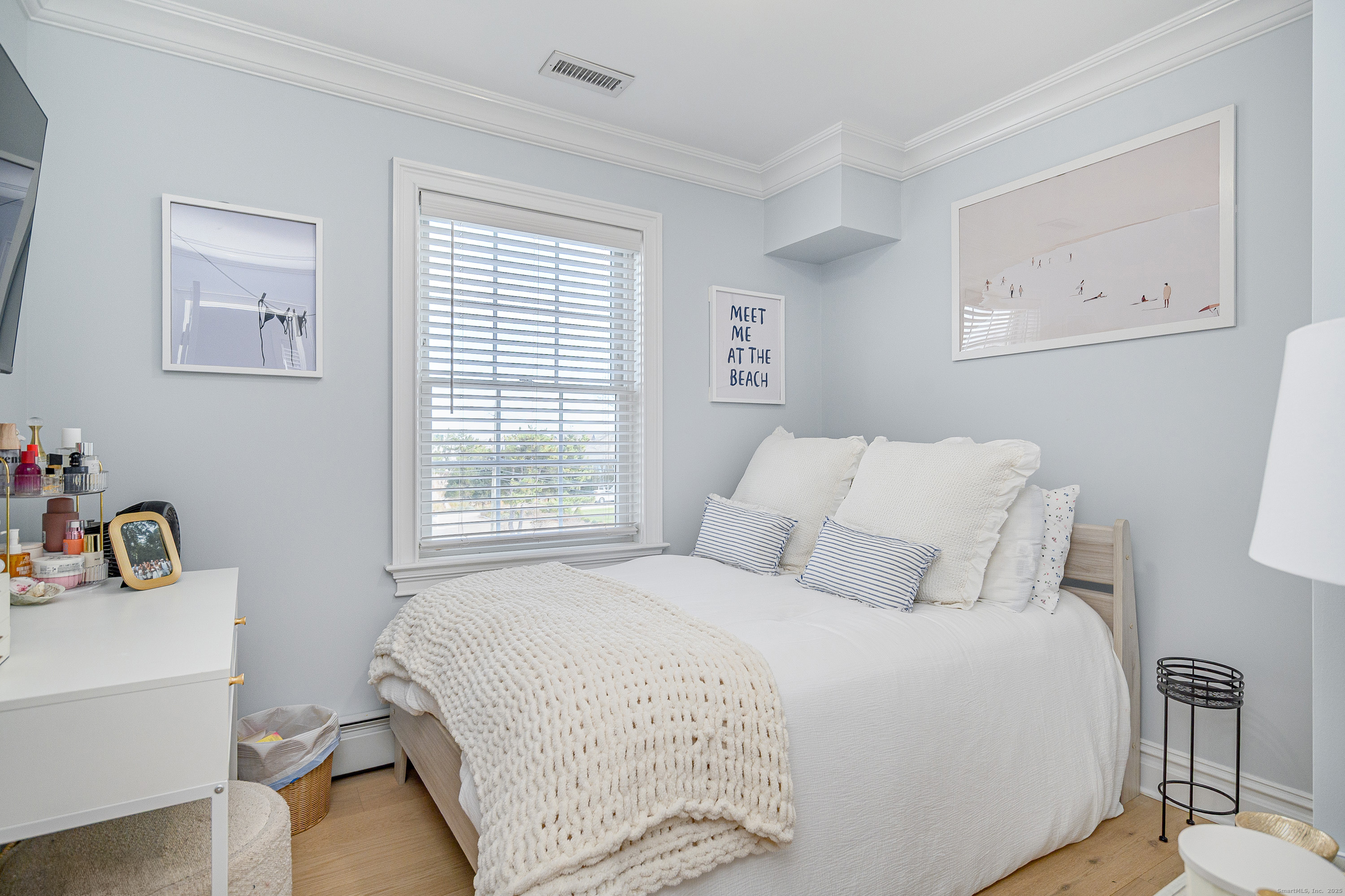 1140 Fairfield Beach Road