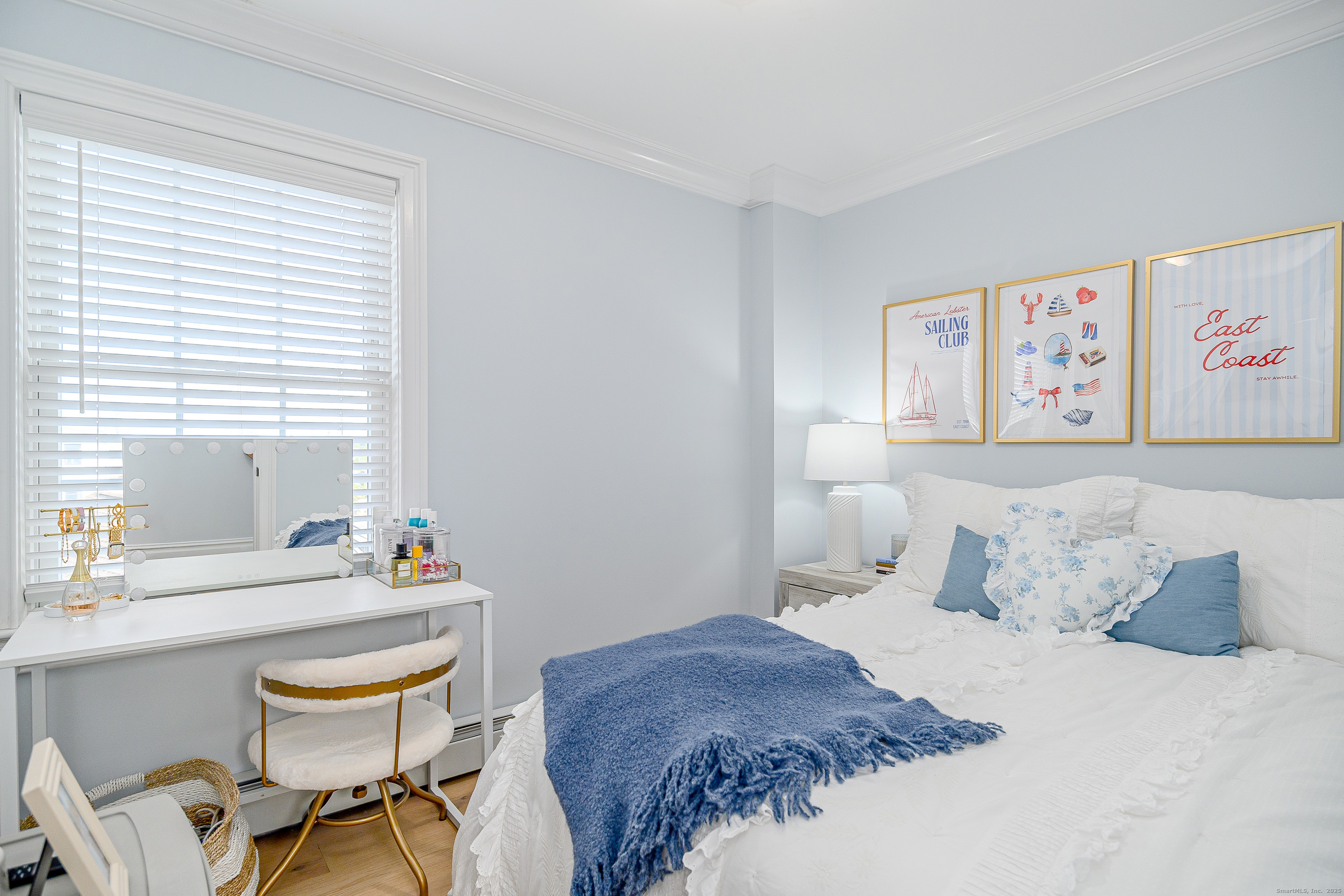 1140 Fairfield Beach Road