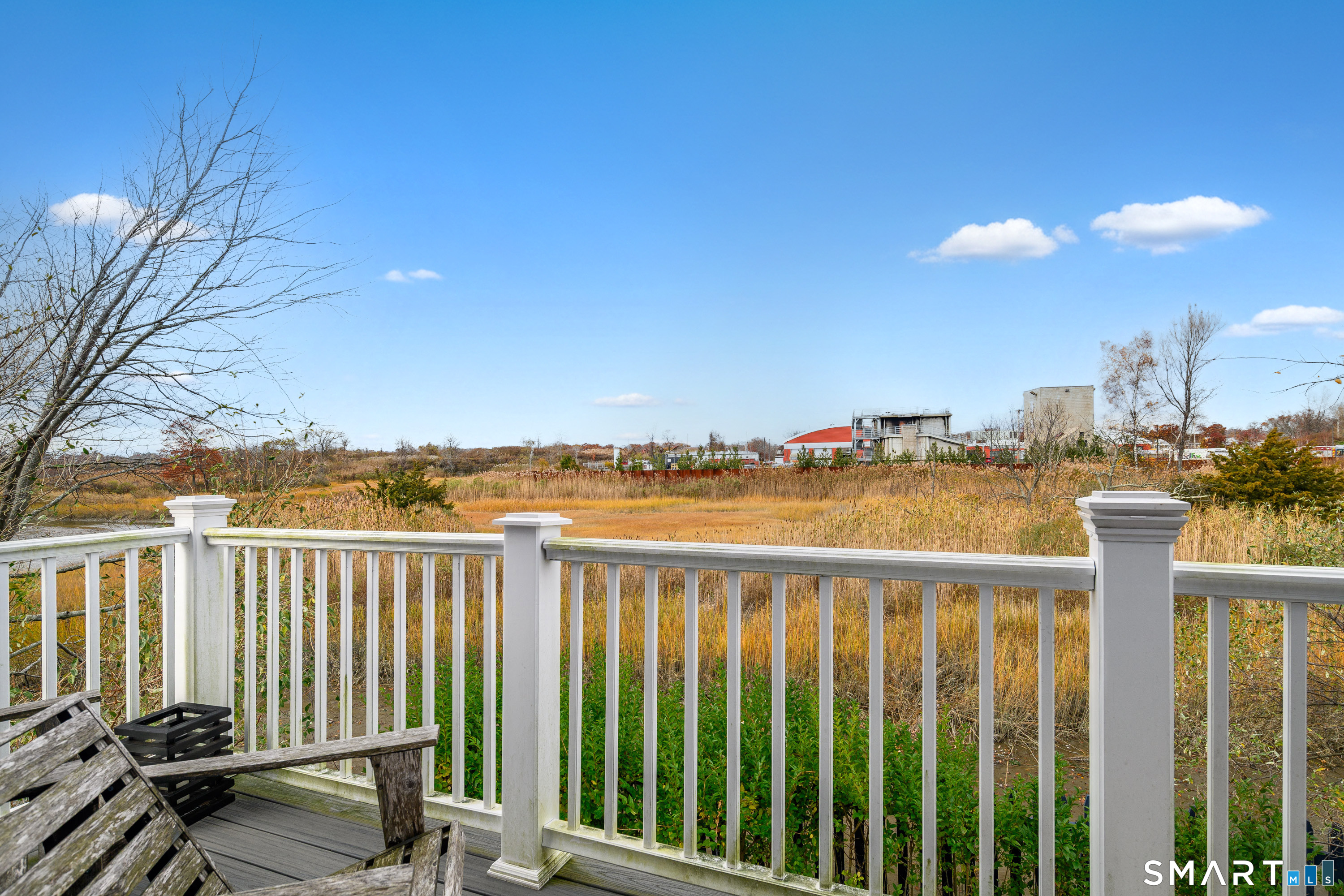 1140 Fairfield Beach Road